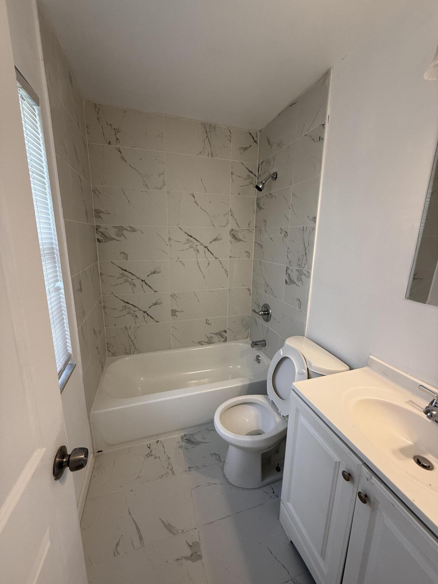 SOUTH SHORE 4 OF WELLINGTON - Residential Lease