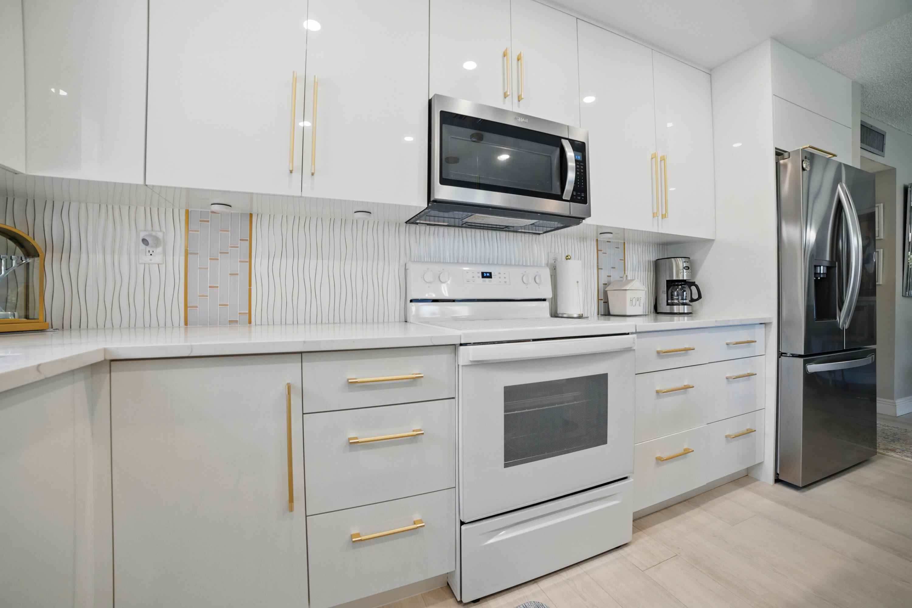 KINGS POINT PIEDMONT CONDOS - Residential Lease