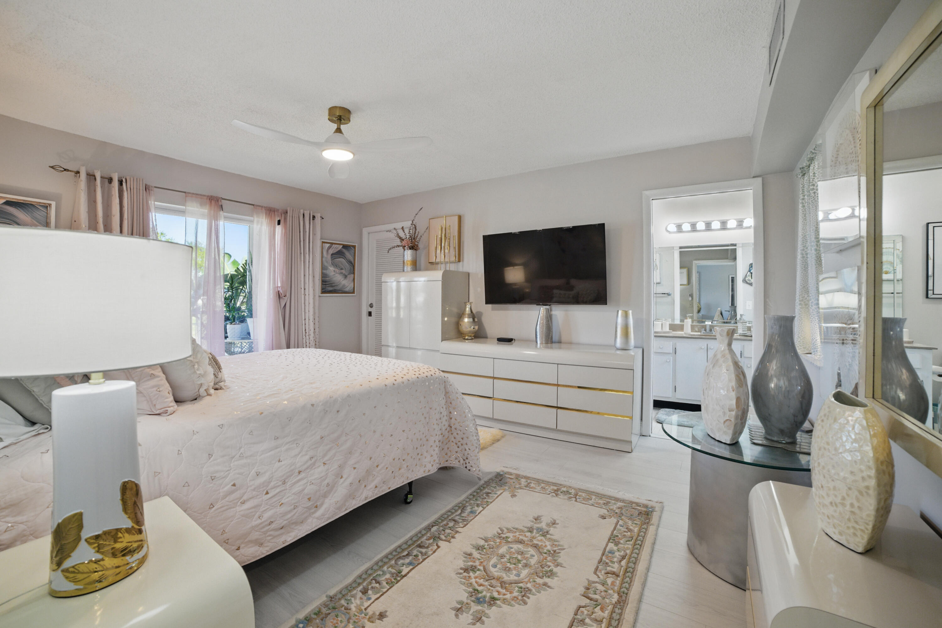 KINGS POINT PIEDMONT CONDOS - Residential Lease