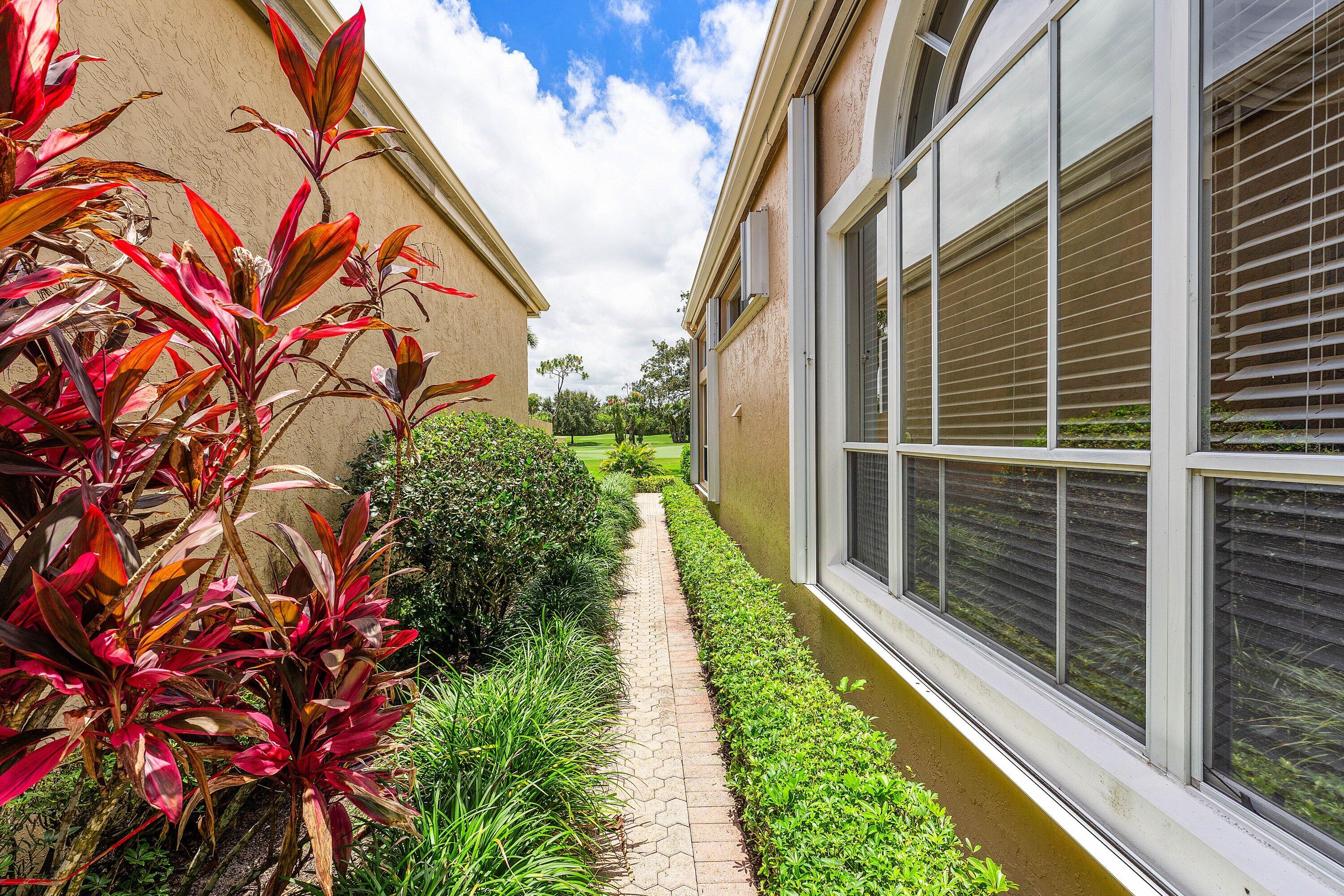 BALLENISLES - Residential