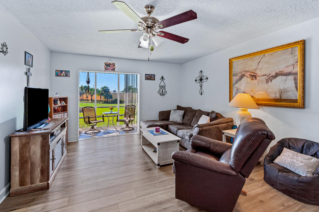 KING MOUNTAIN CONDO (AKA MONTEREY YACHT & COUNTRY - Residential