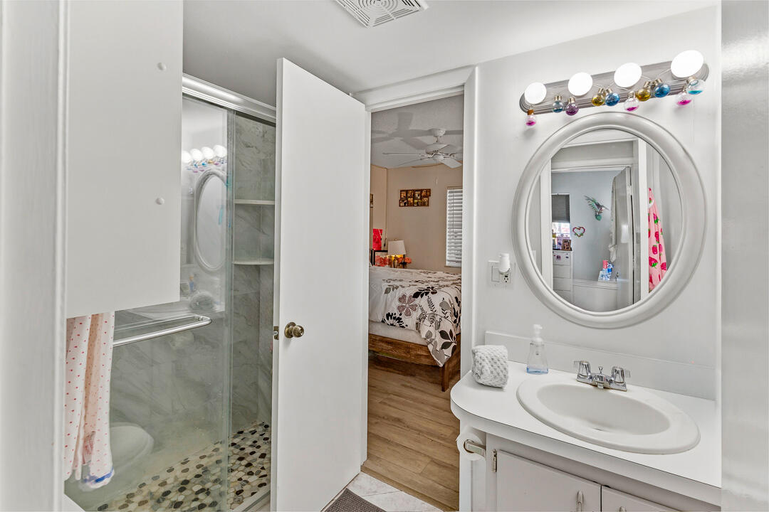 KING MOUNTAIN CONDO (AKA MONTEREY YACHT & COUNTRY - Residential