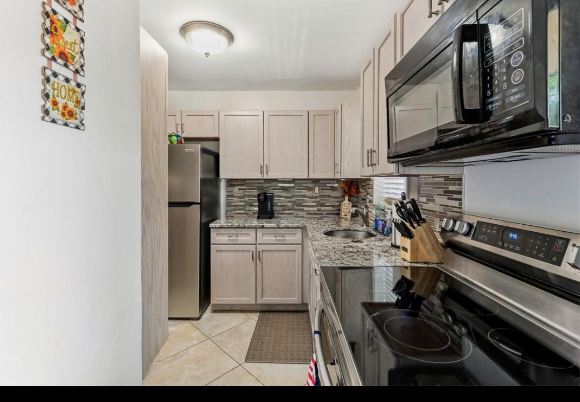 KING MOUNTAIN CONDO (AKA MONTEREY YACHT & COUNTRY - Residential
