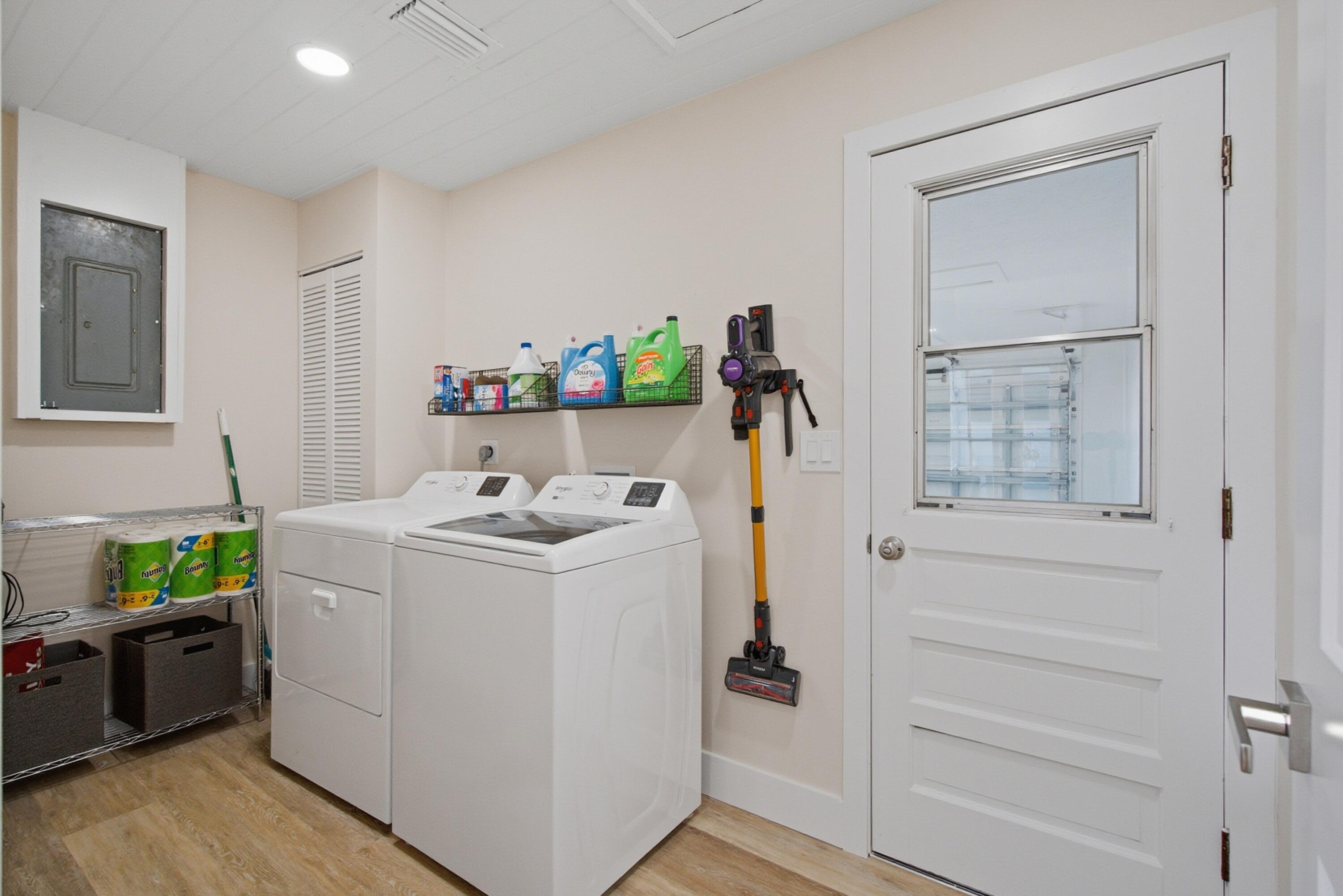 ROCKY POINT ESTATES - Residential