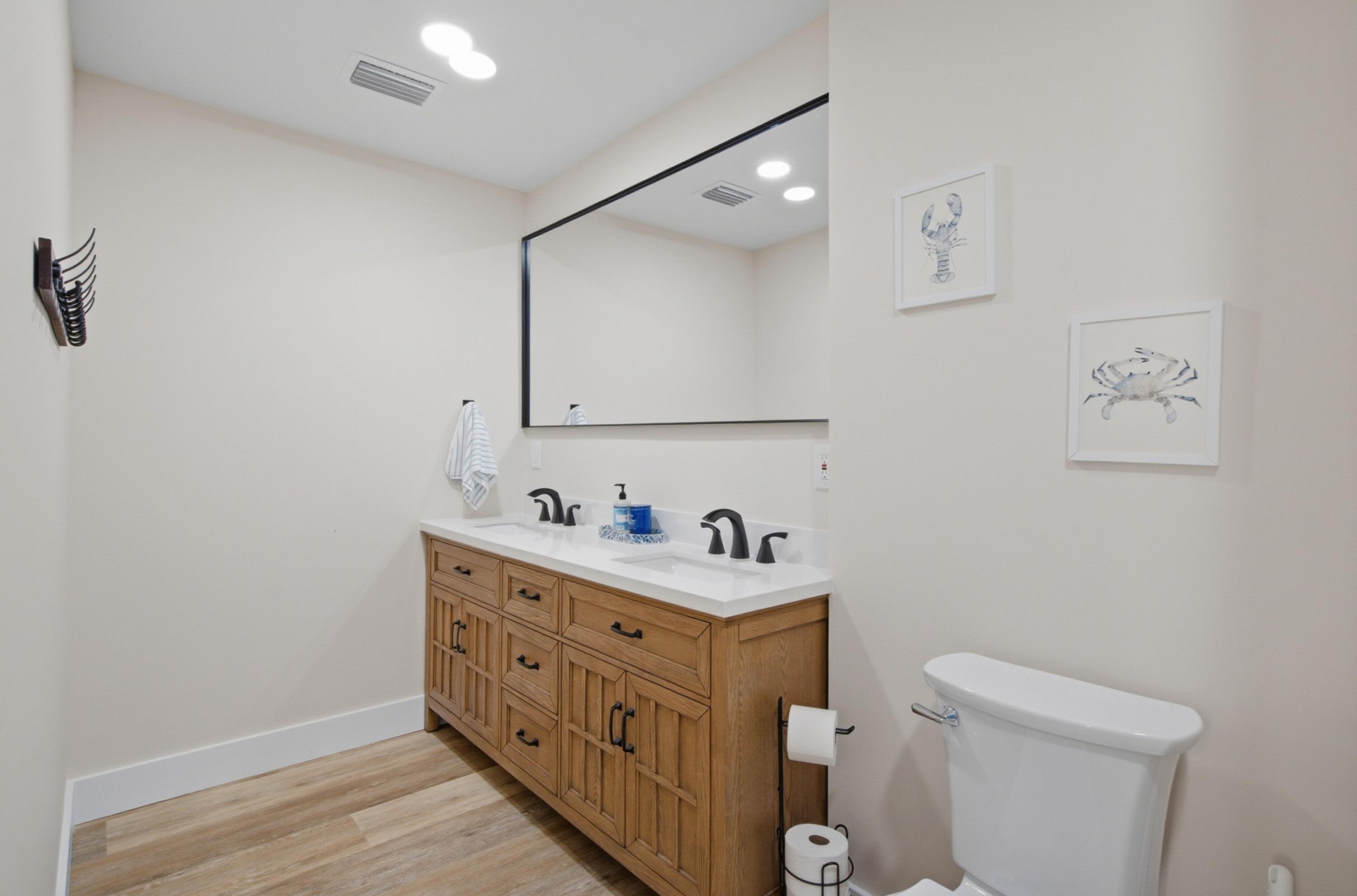 ROCKY POINT ESTATES - Residential