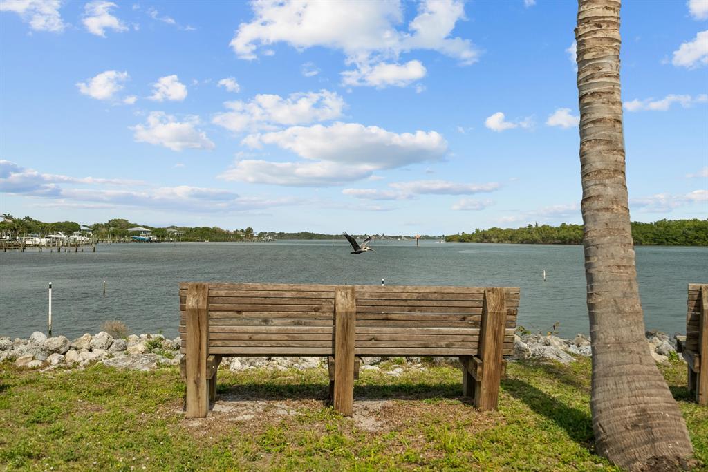 ROCKY POINT ESTATES - Residential