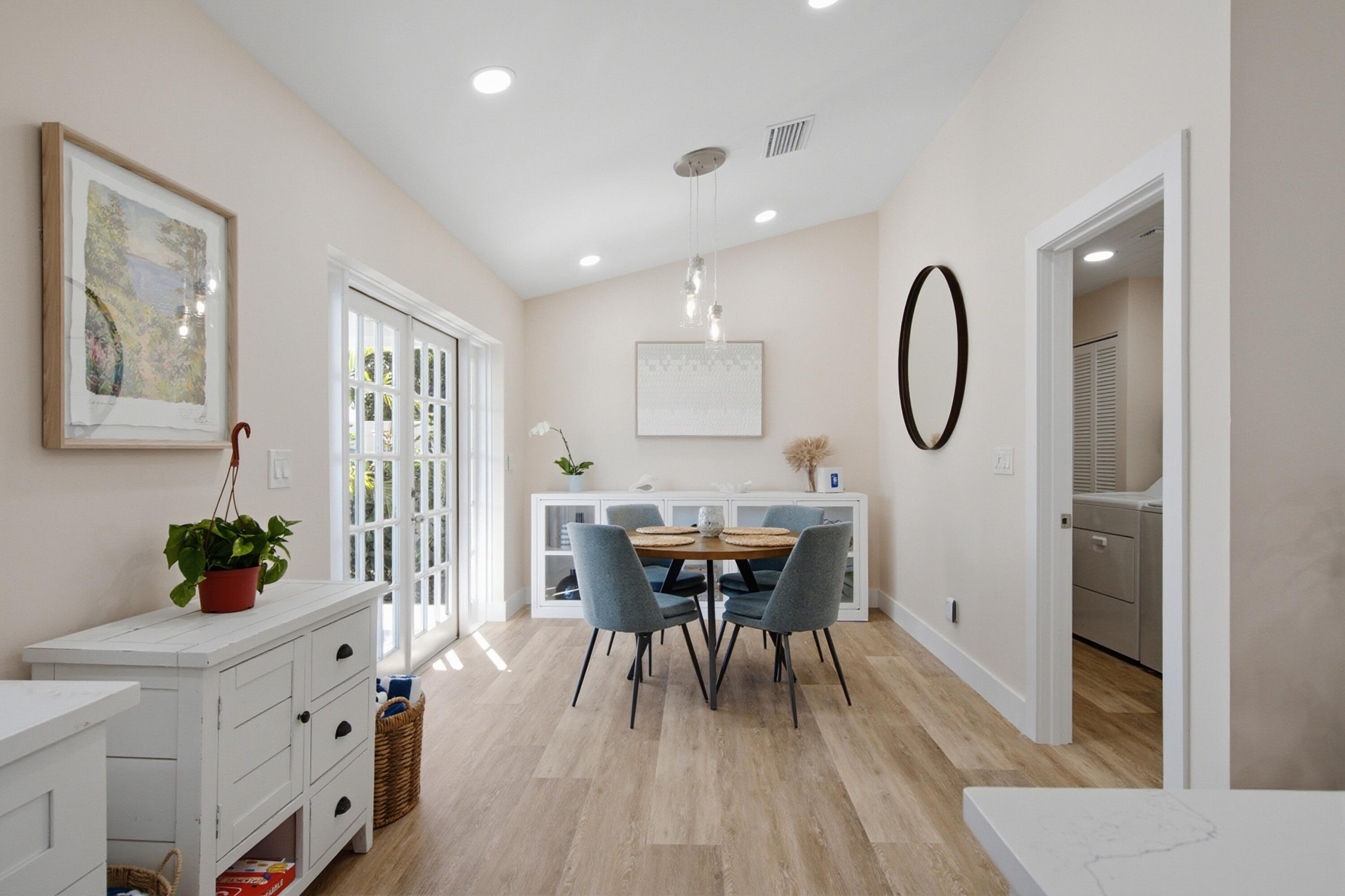 ROCKY POINT ESTATES - Residential
