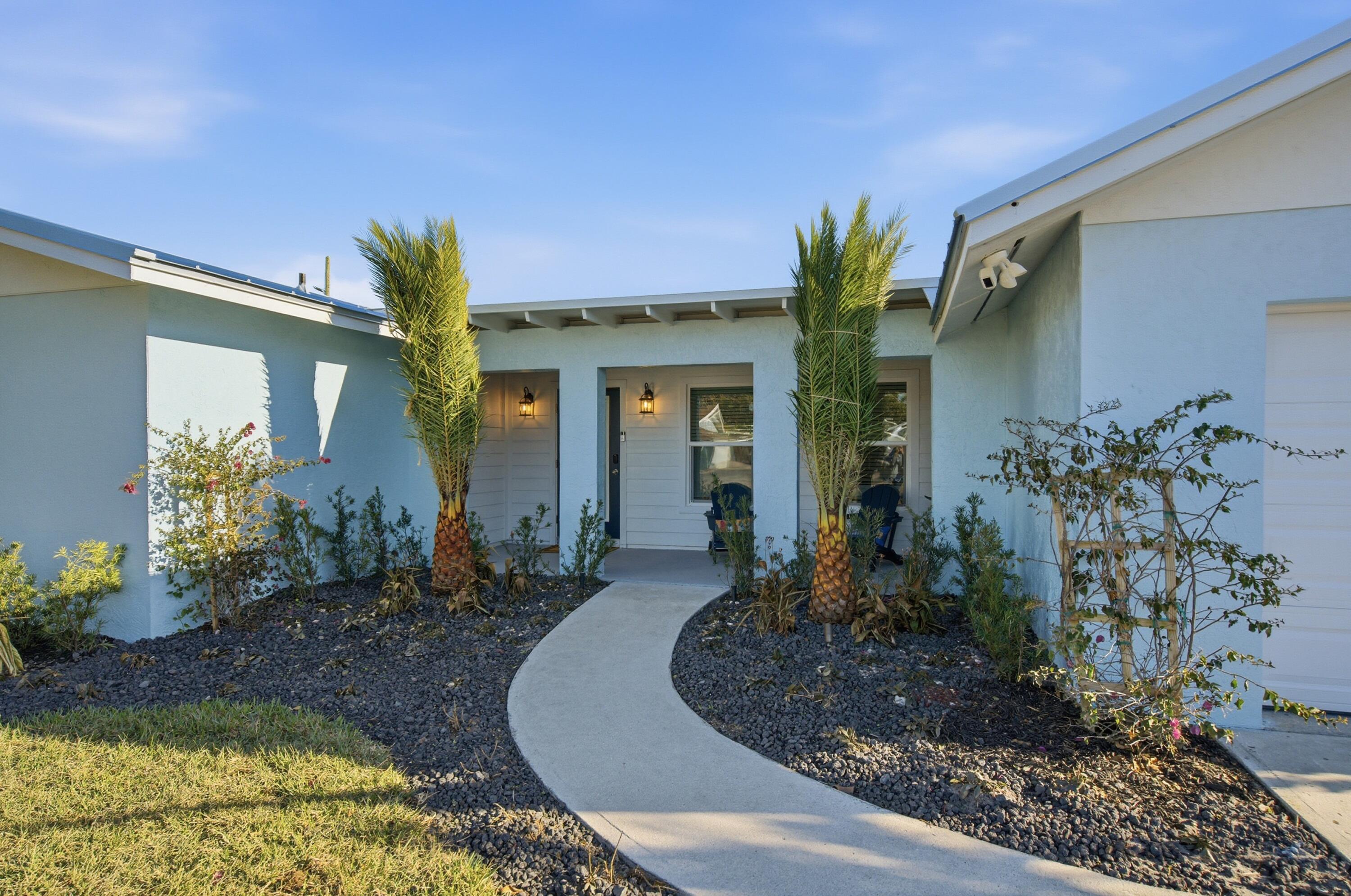 ROCKY POINT ESTATES - Residential