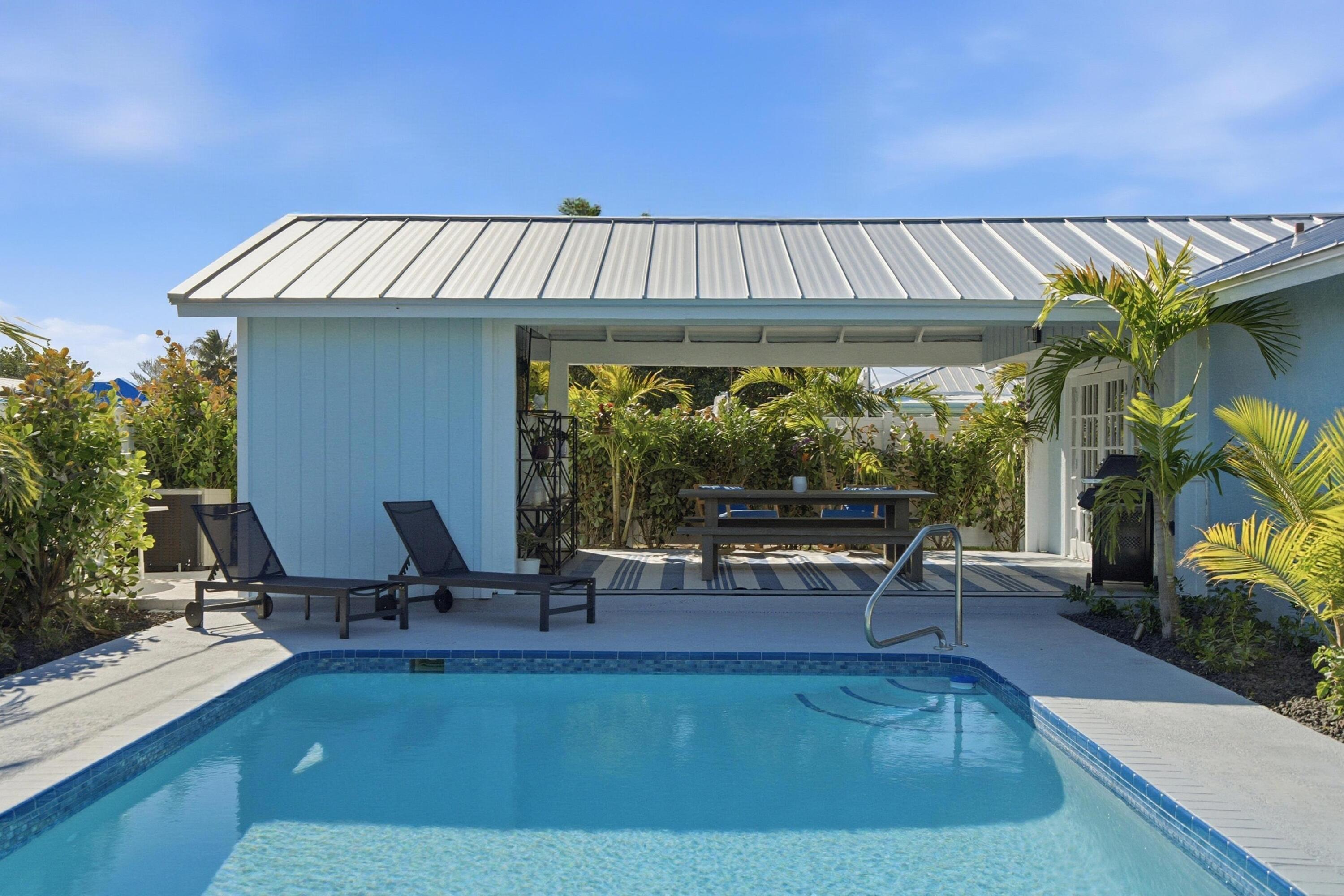 ROCKY POINT ESTATES - Residential