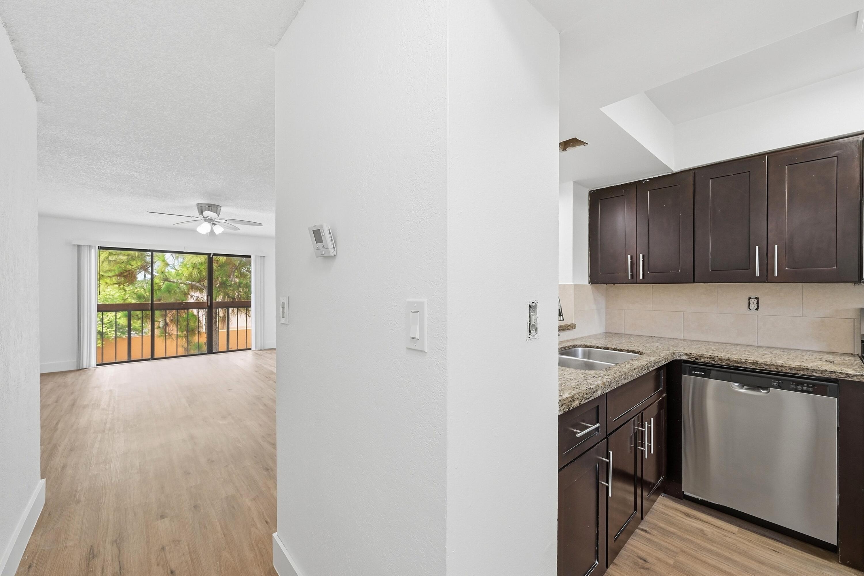 DEL RIO VILLAGE NORTH - Residential