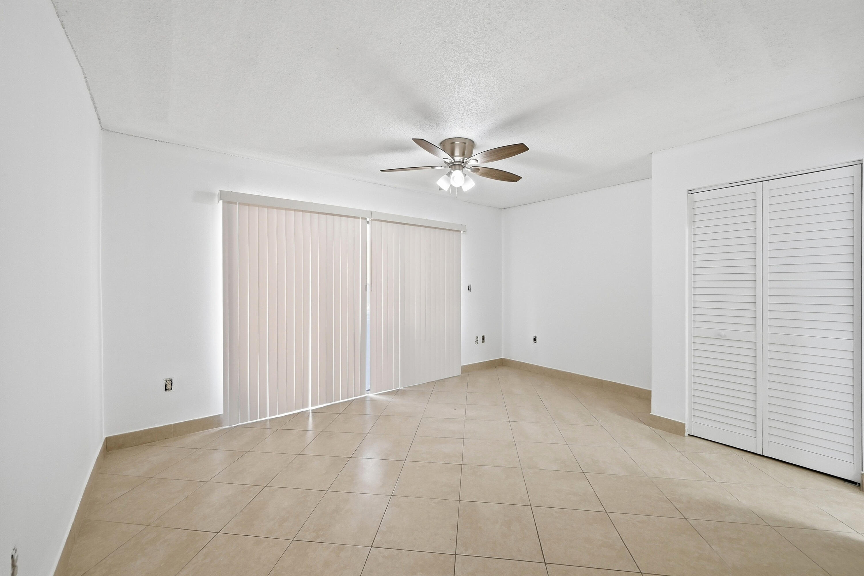 DEL RIO VILLAGE NORTH - Residential