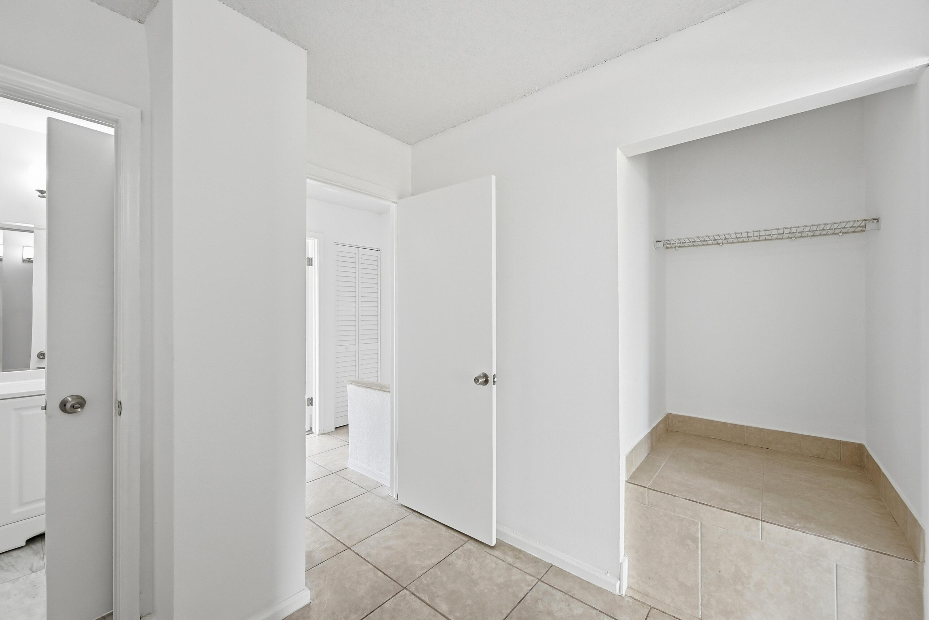 DEL RIO VILLAGE NORTH - Residential