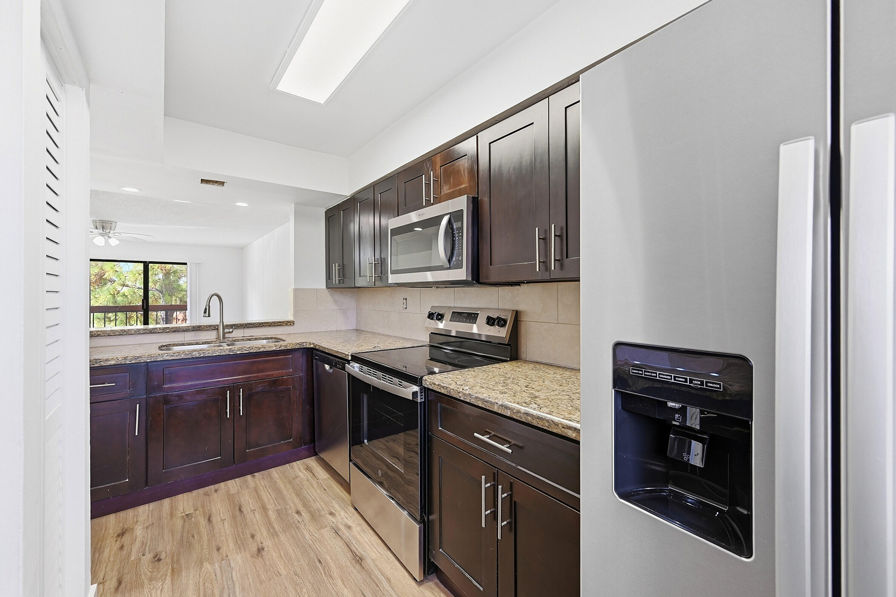 DEL RIO VILLAGE NORTH - Residential