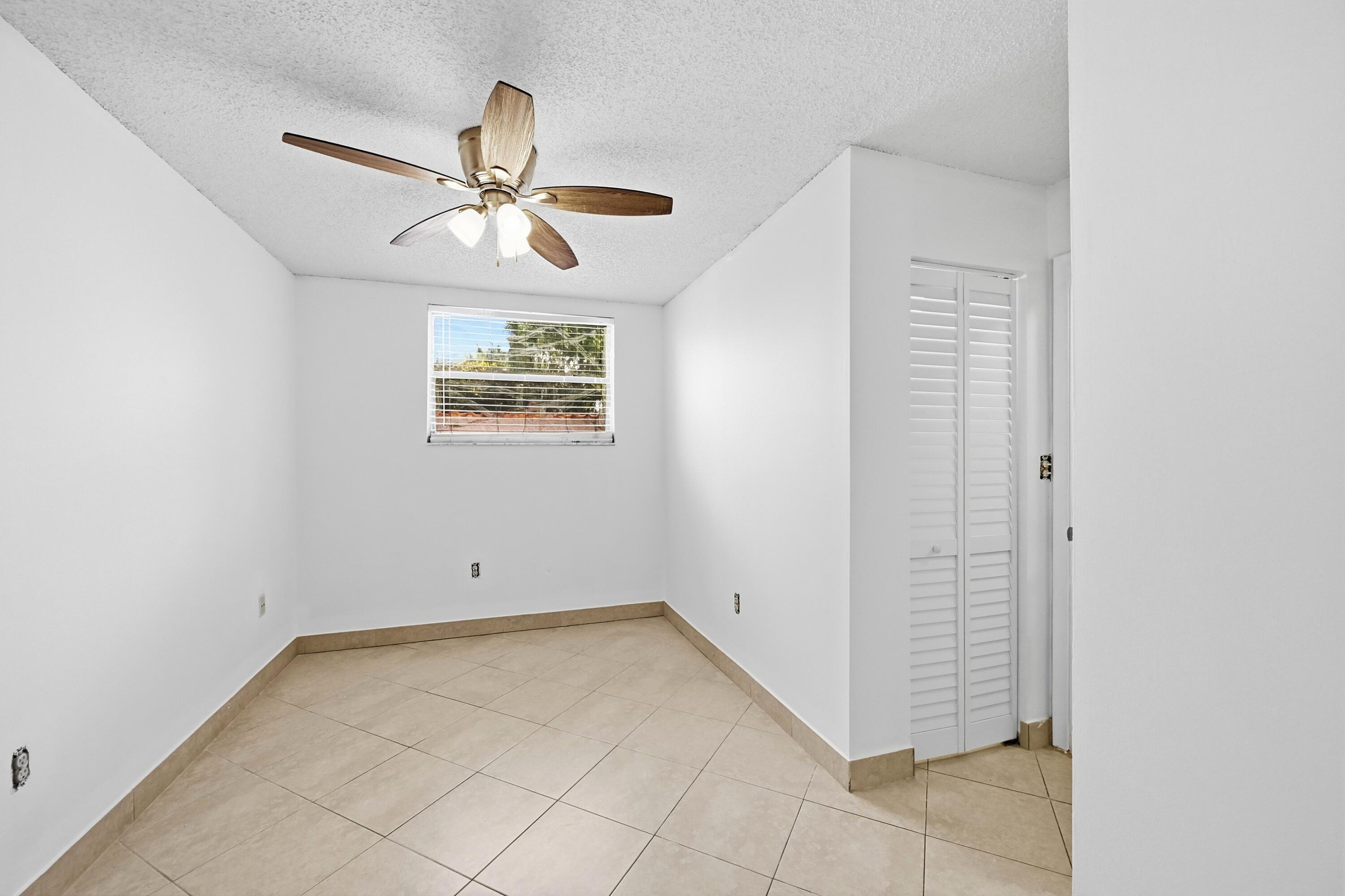 DEL RIO VILLAGE NORTH - Residential