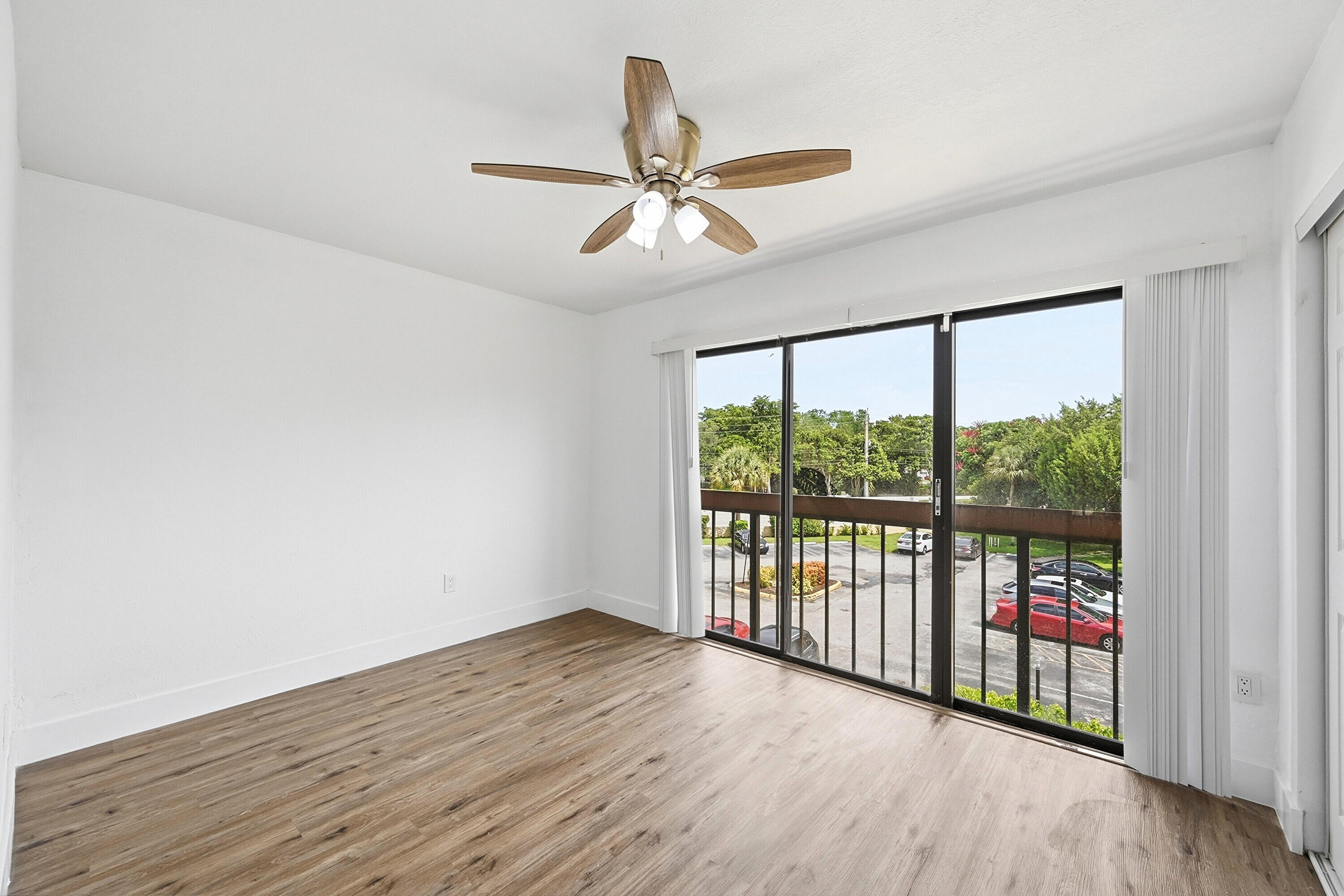 DEL RIO VILLAGE NORTH - Residential