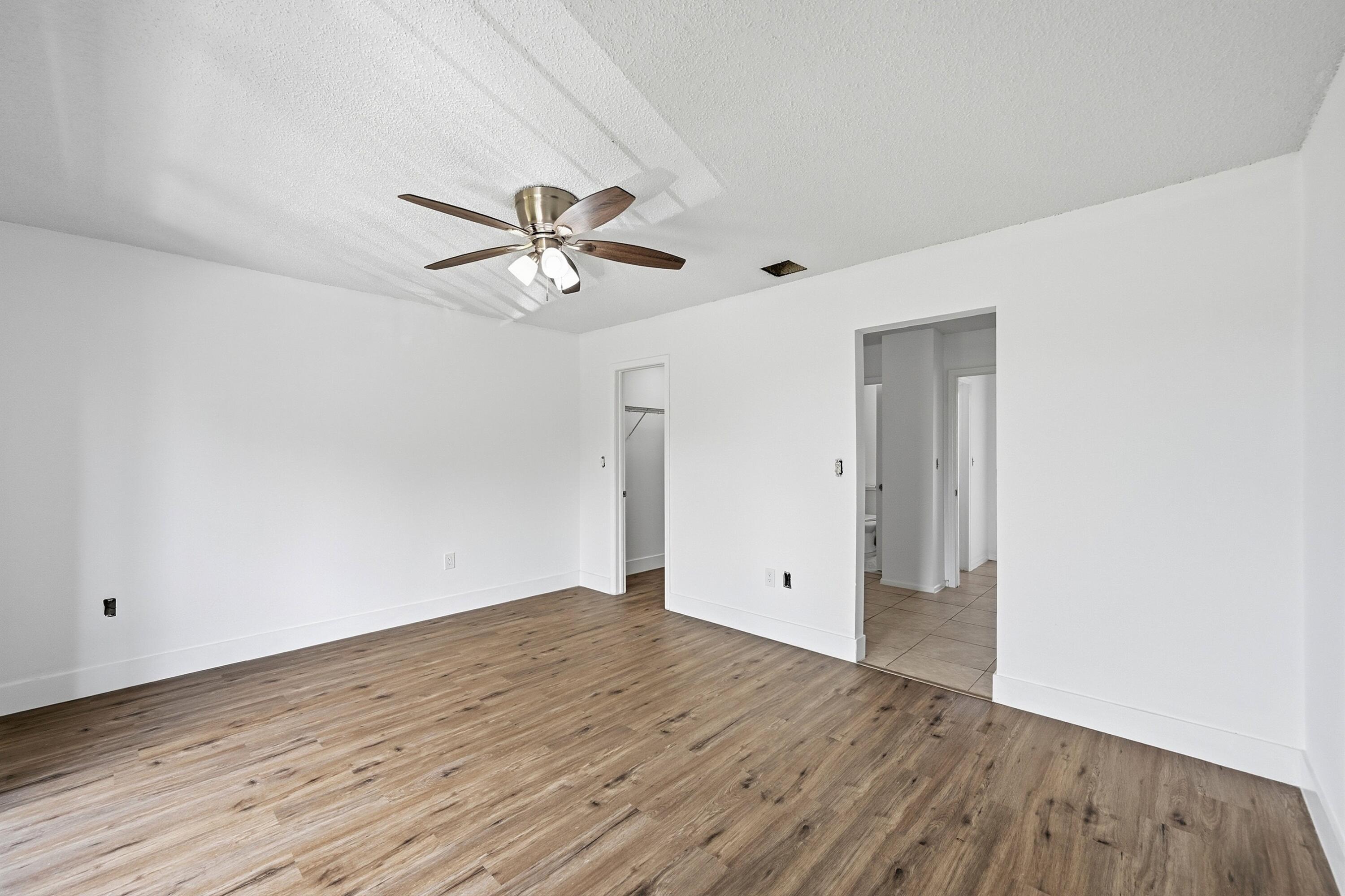 DEL RIO VILLAGE NORTH - Residential
