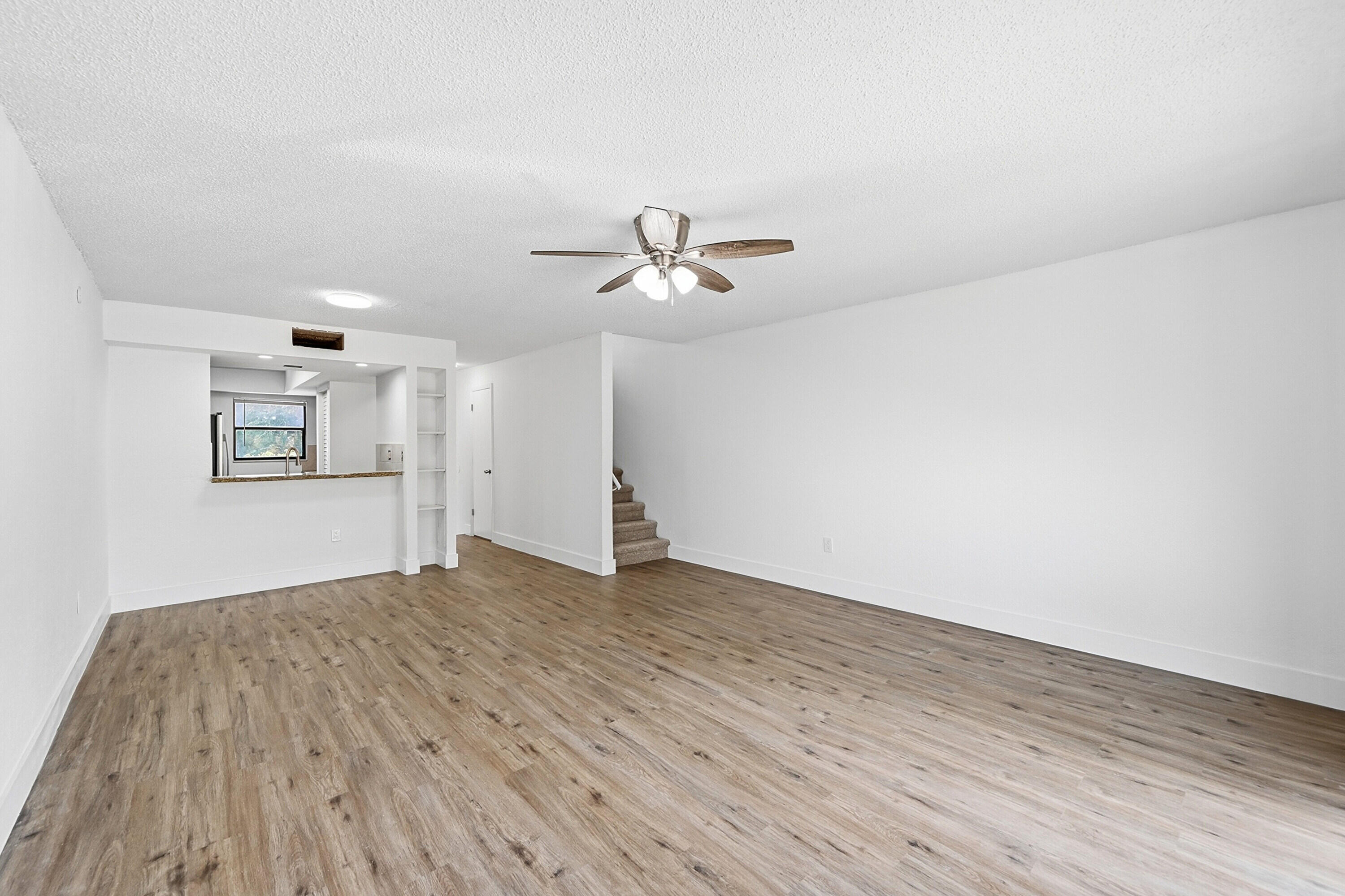 DEL RIO VILLAGE NORTH - Residential