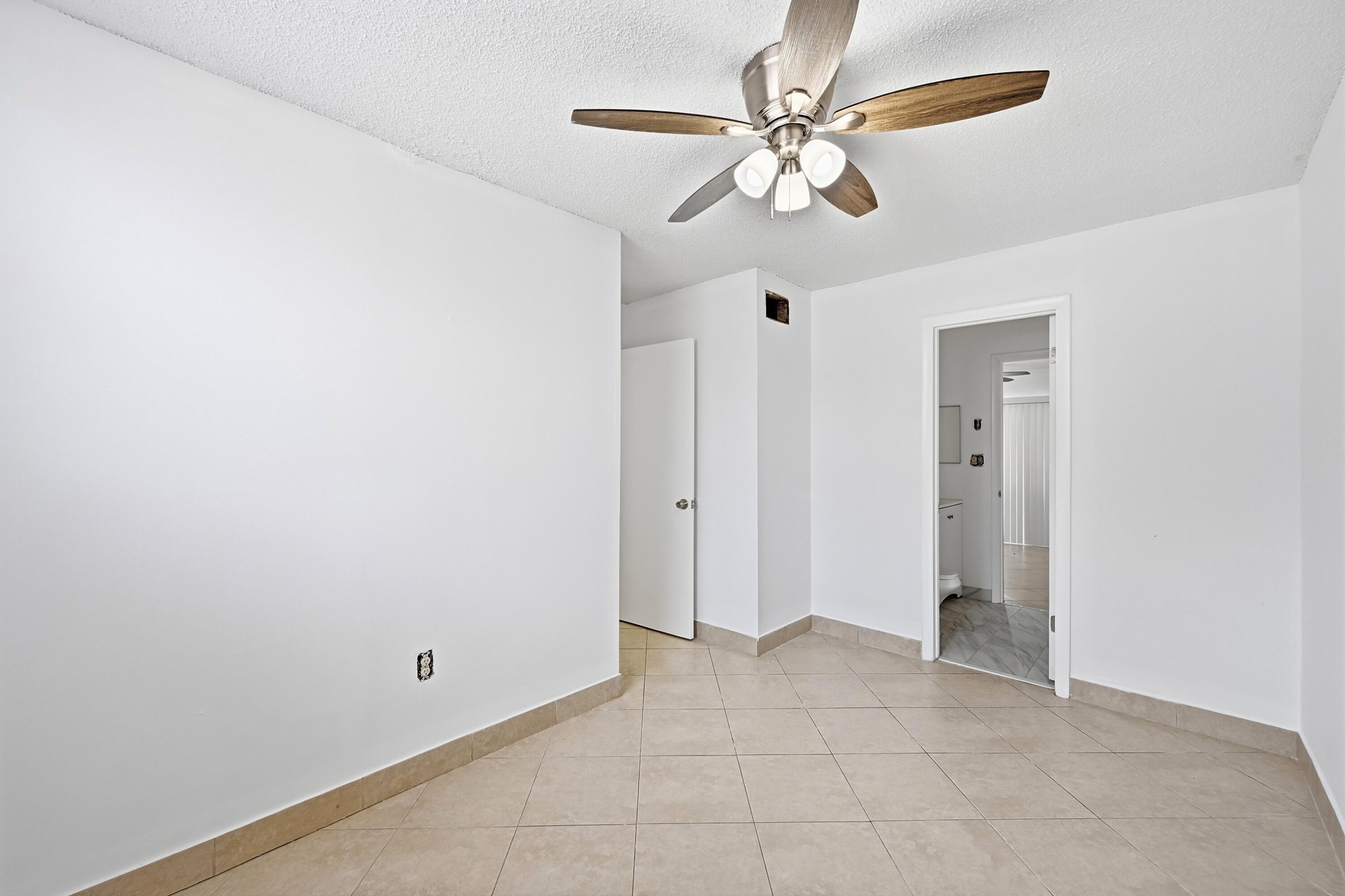 DEL RIO VILLAGE NORTH - Residential