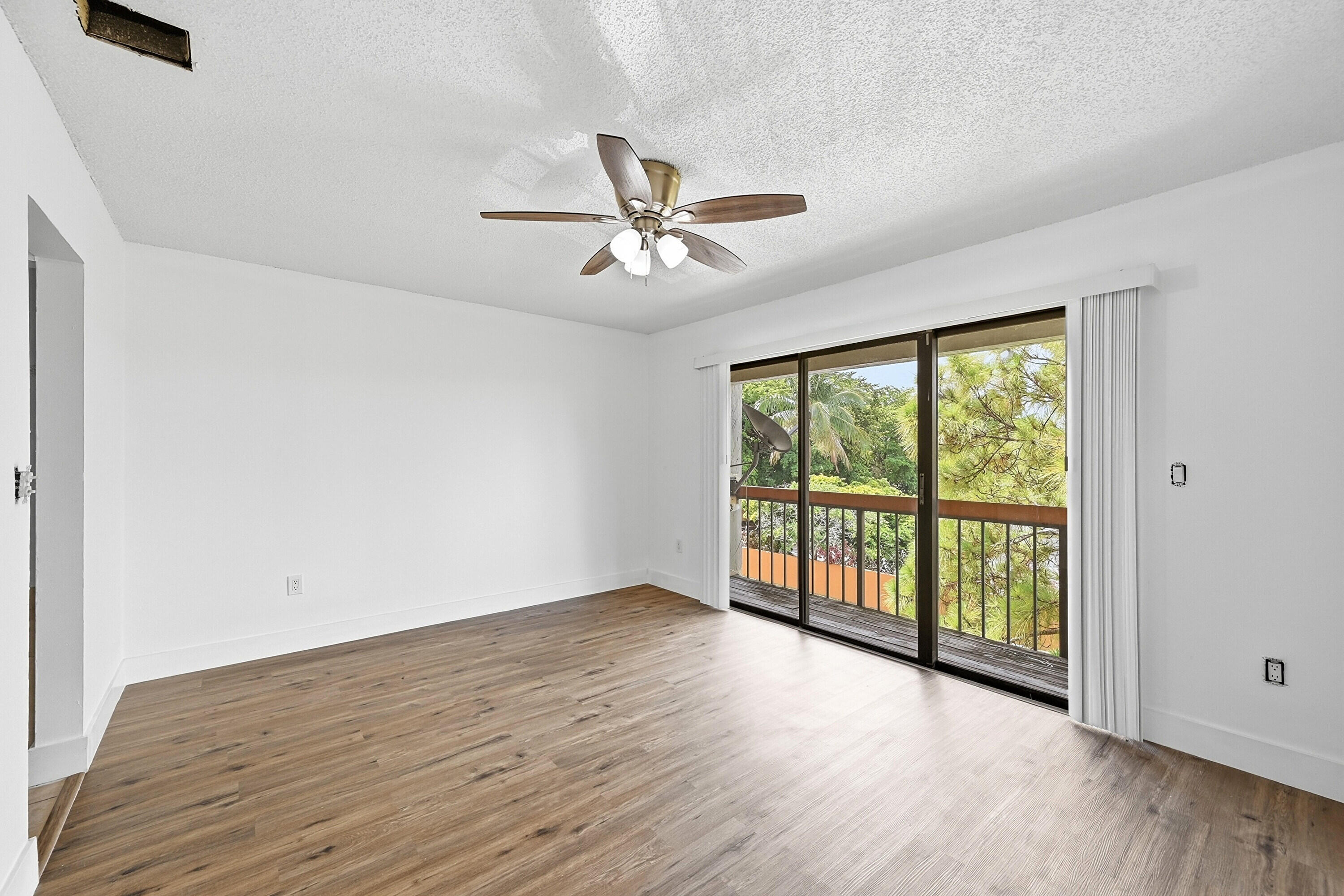 DEL RIO VILLAGE NORTH - Residential