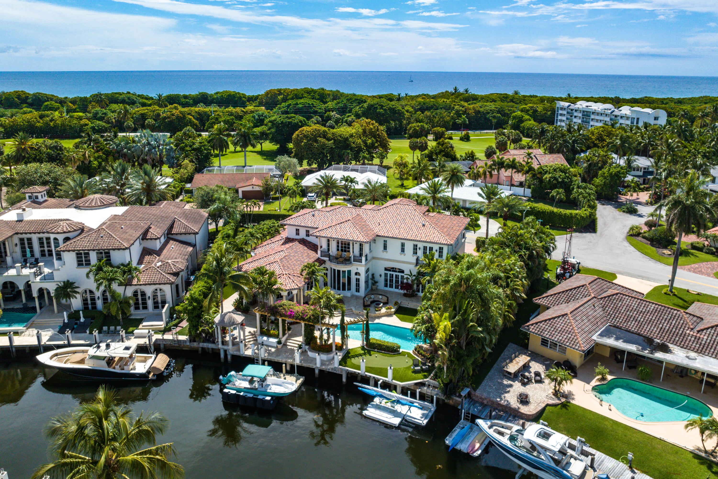 SUN AND SURF - Residential