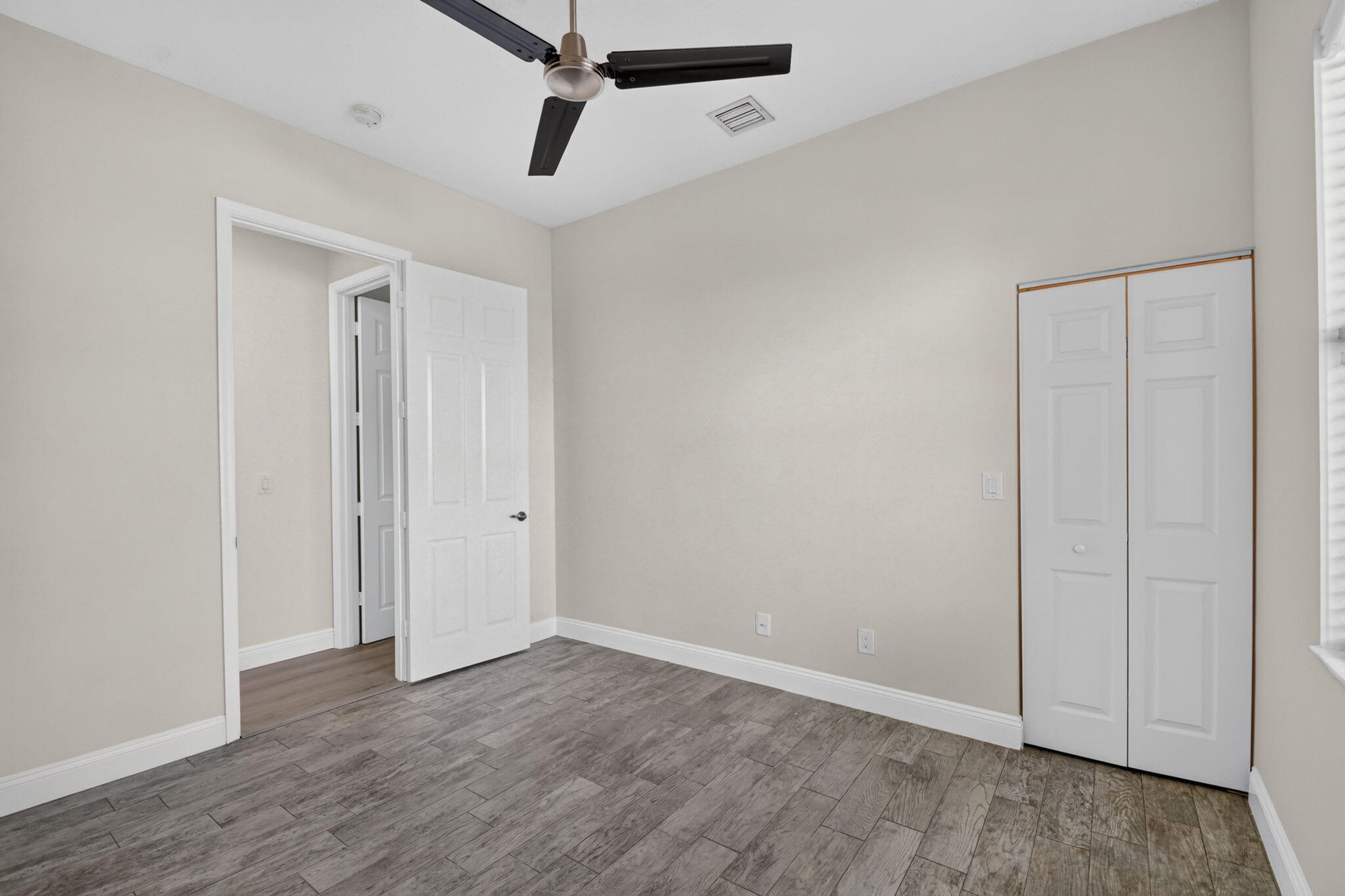 WHITEHORSE ESTATES - Residential