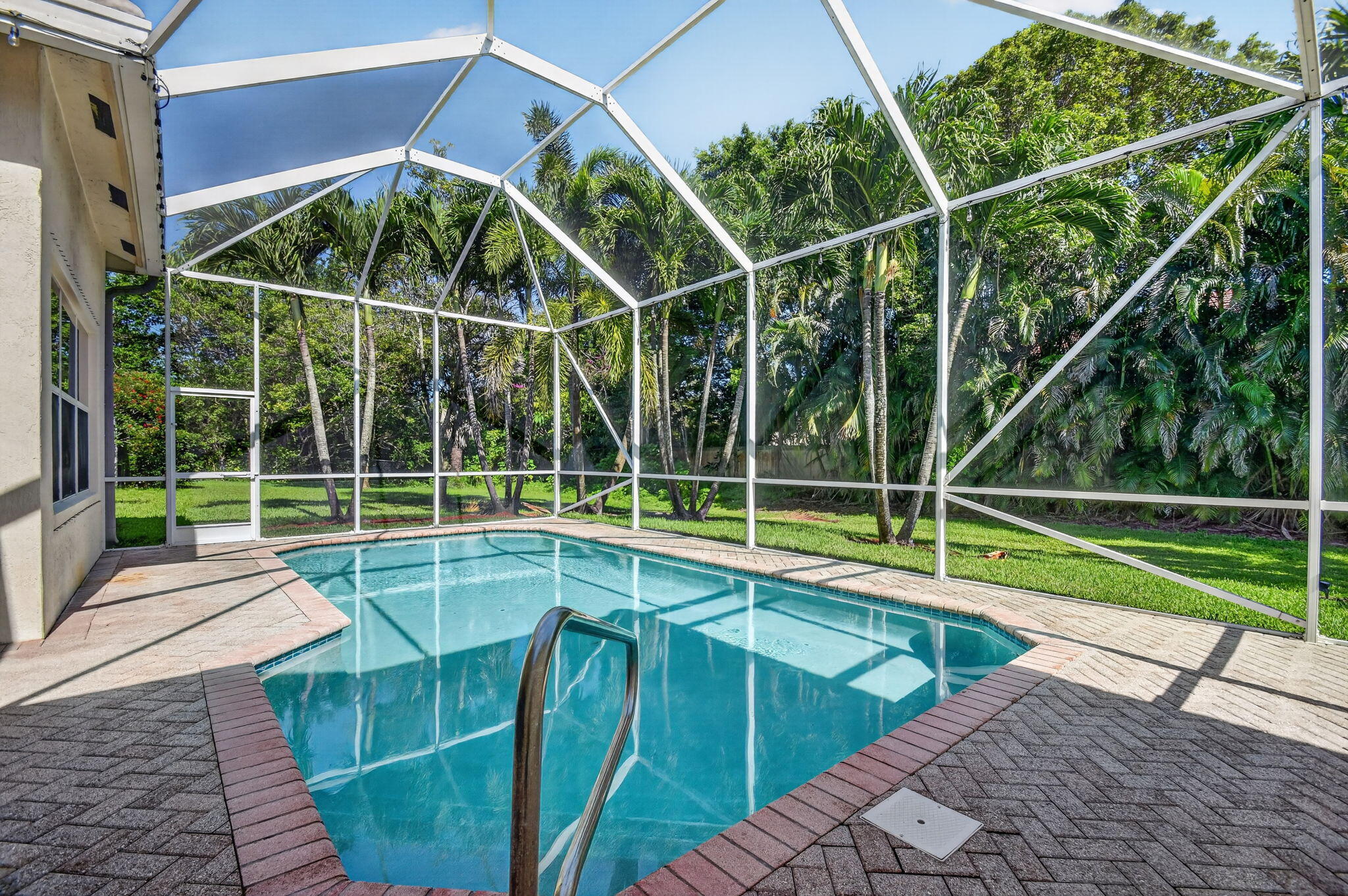 WHITEHORSE ESTATES - Residential