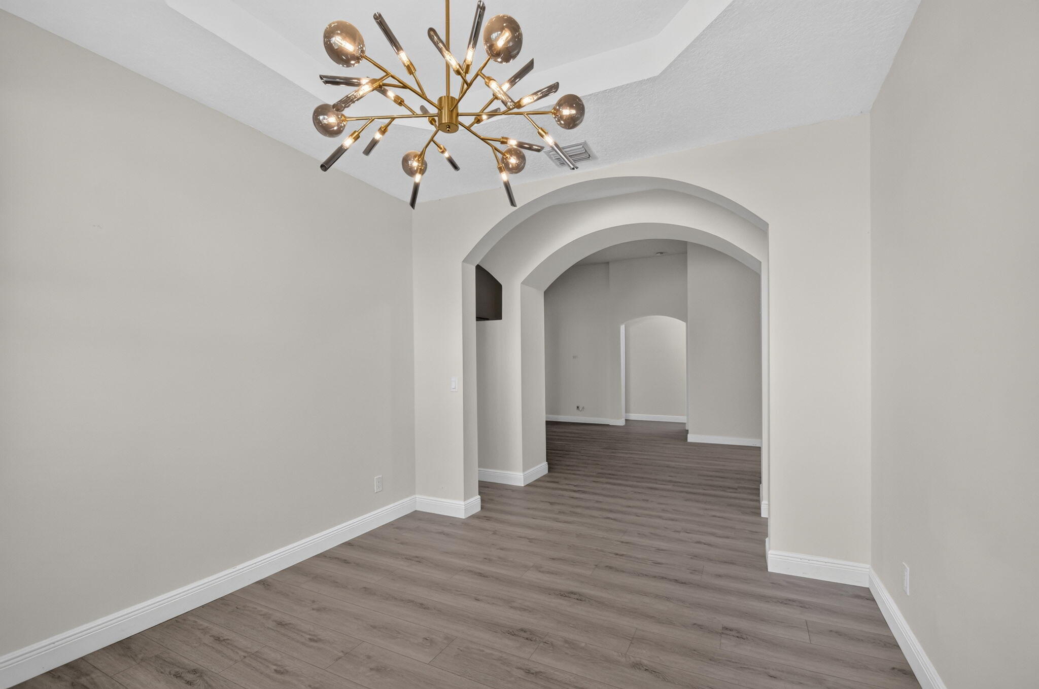 WHITEHORSE ESTATES - Residential