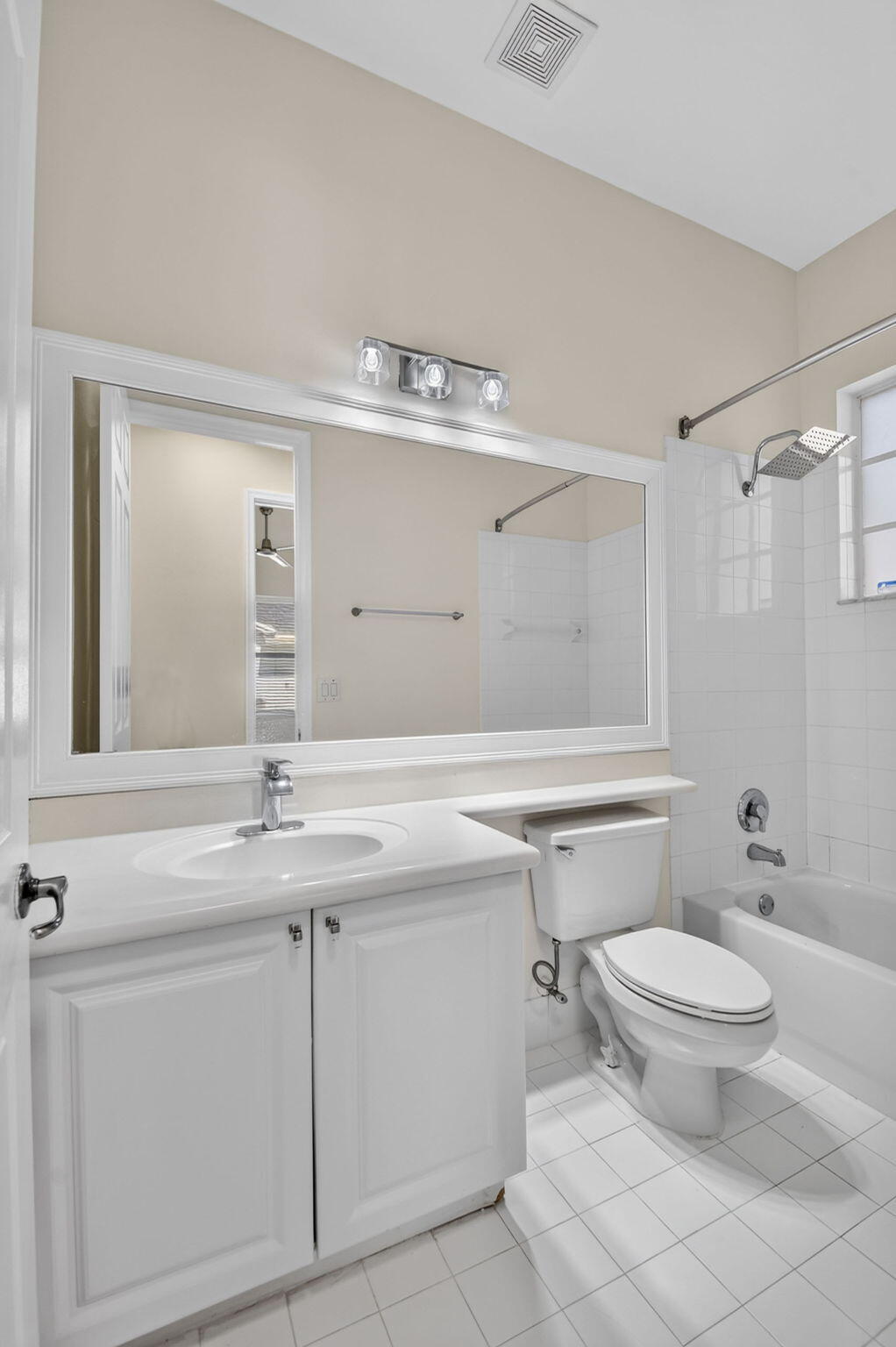 WHITEHORSE ESTATES - Residential