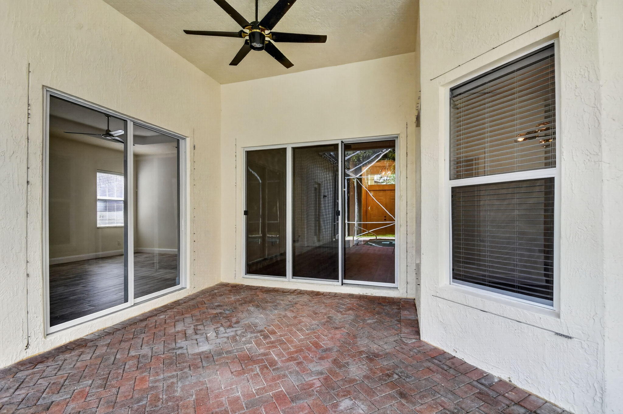 WHITEHORSE ESTATES - Residential