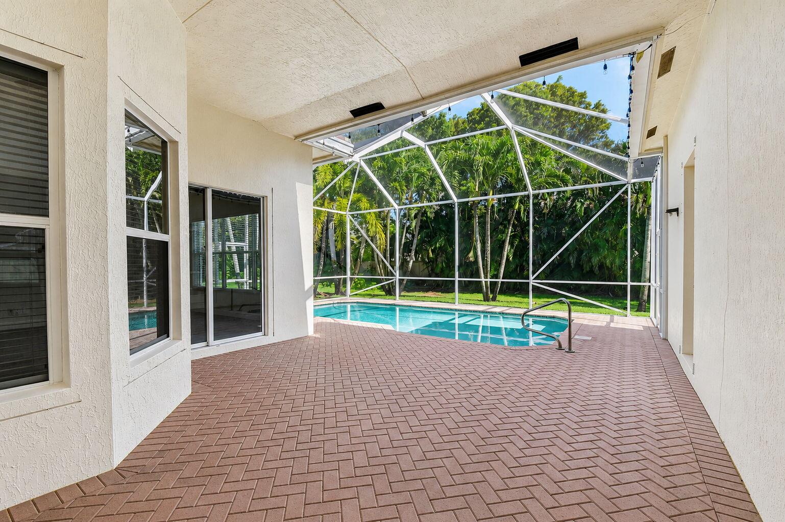 WHITEHORSE ESTATES - Residential