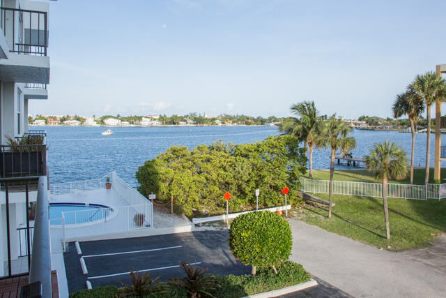 CROTON HARBOR CONDO - Residential Lease