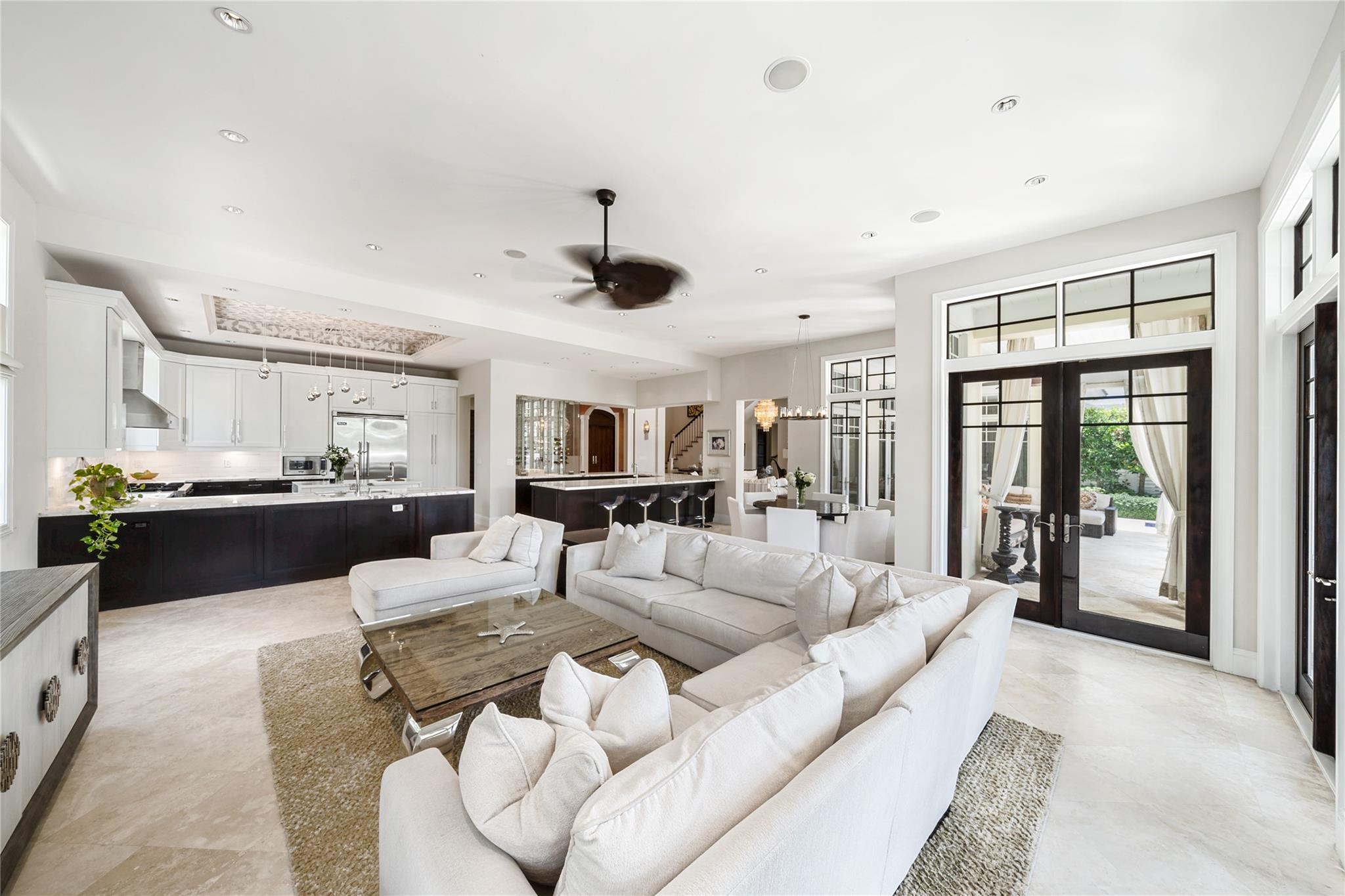RIO VISTA ISLES - Residential