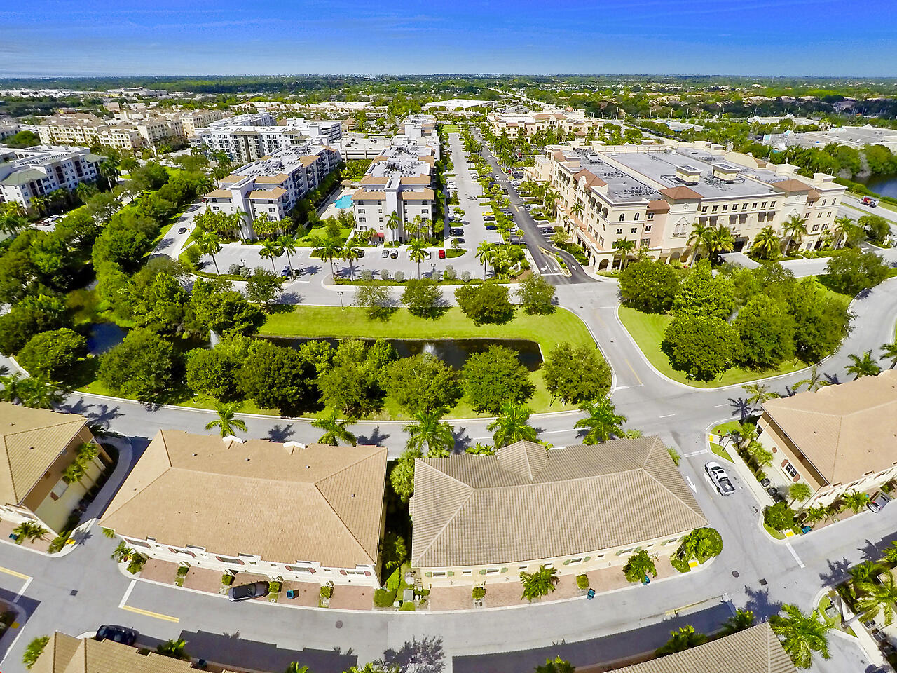 VISTABELLA AT RENAISSANCE COMMONS PUD - Residential Lease