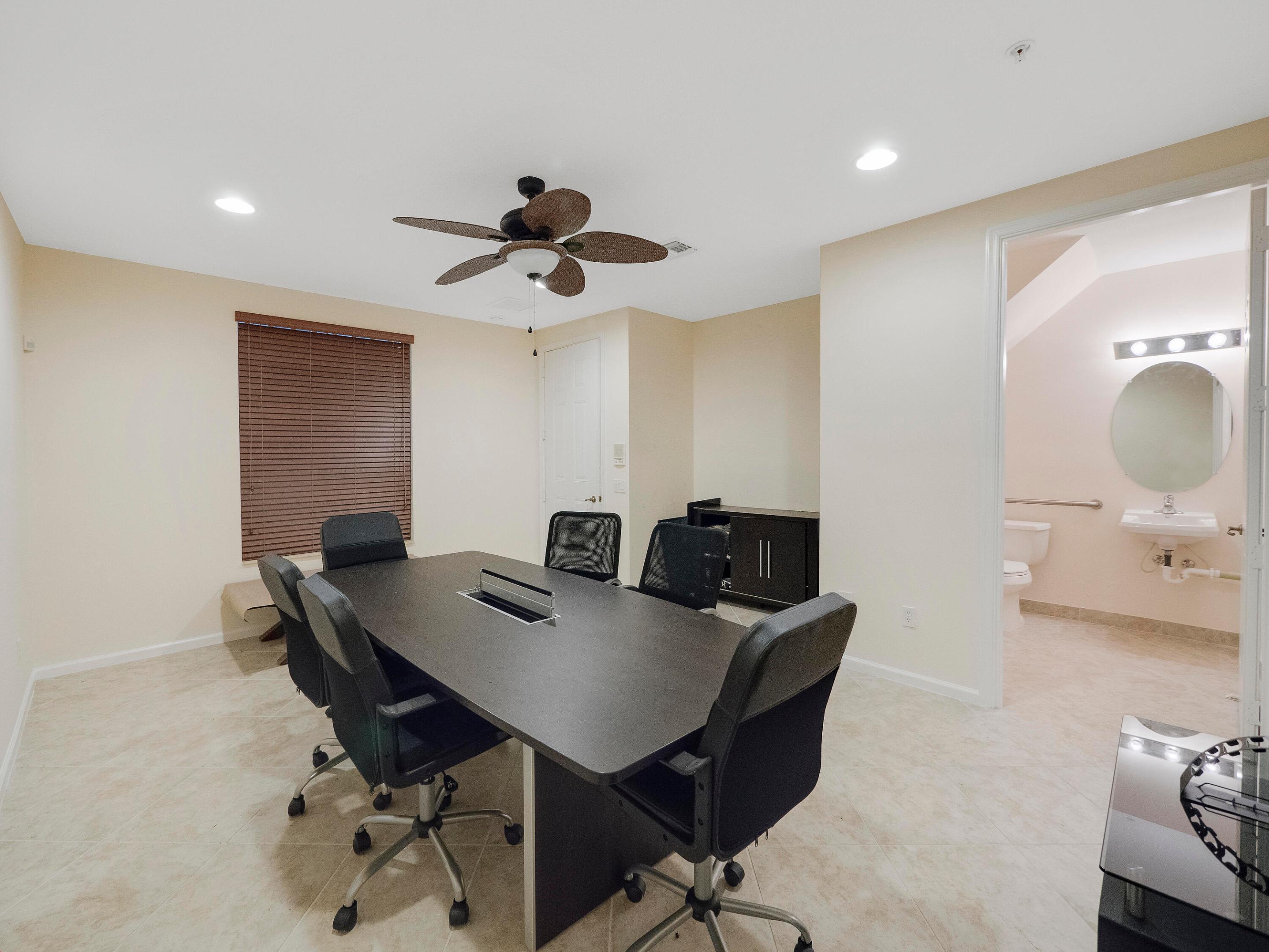 VISTABELLA AT RENAISSANCE COMMONS PUD - Residential Lease