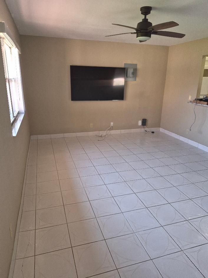 KINGS POINT SEVILLE CONDOS - Residential