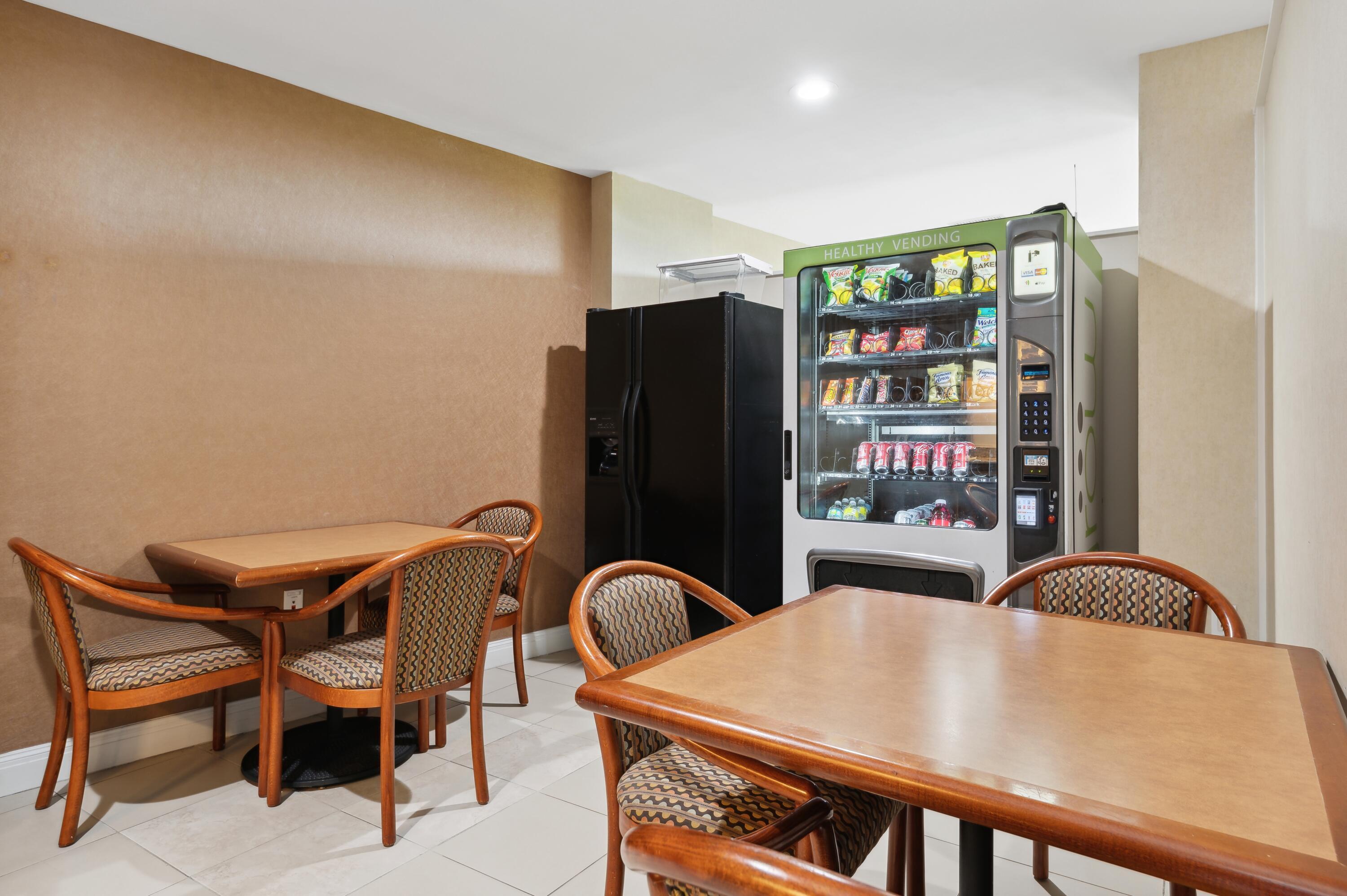 TIARA COND - Residential