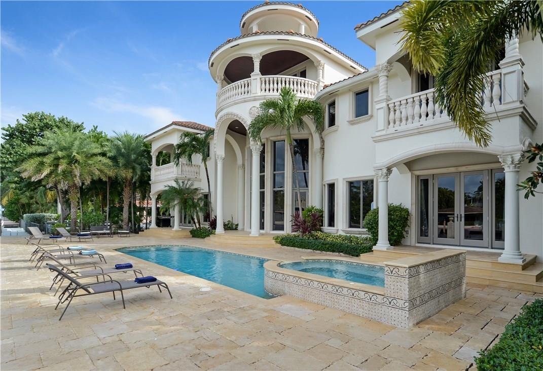 RIO VISTA ISLES - Residential