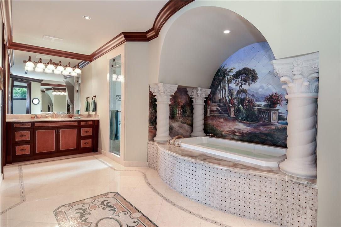 RIO VISTA ISLES - Residential