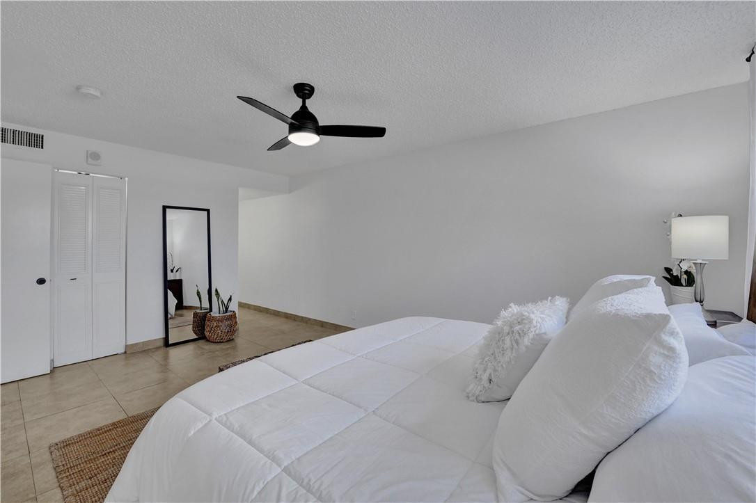 THE GREENS CONDO - Residential