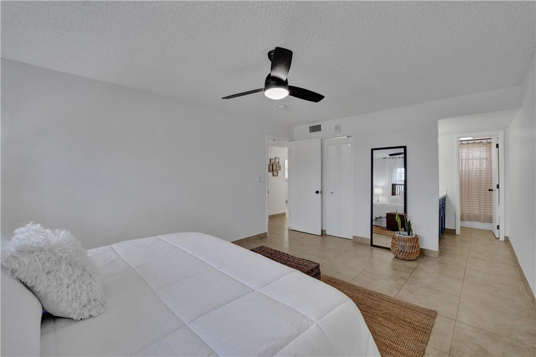 THE GREENS CONDO - Residential
