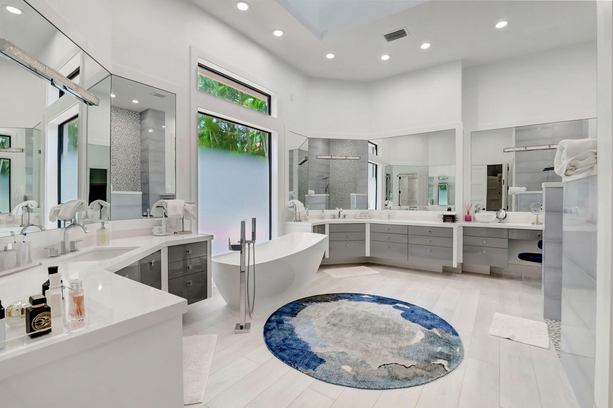 COVENTRY AT WOODFIELD COUNTRY CLUB - Residential