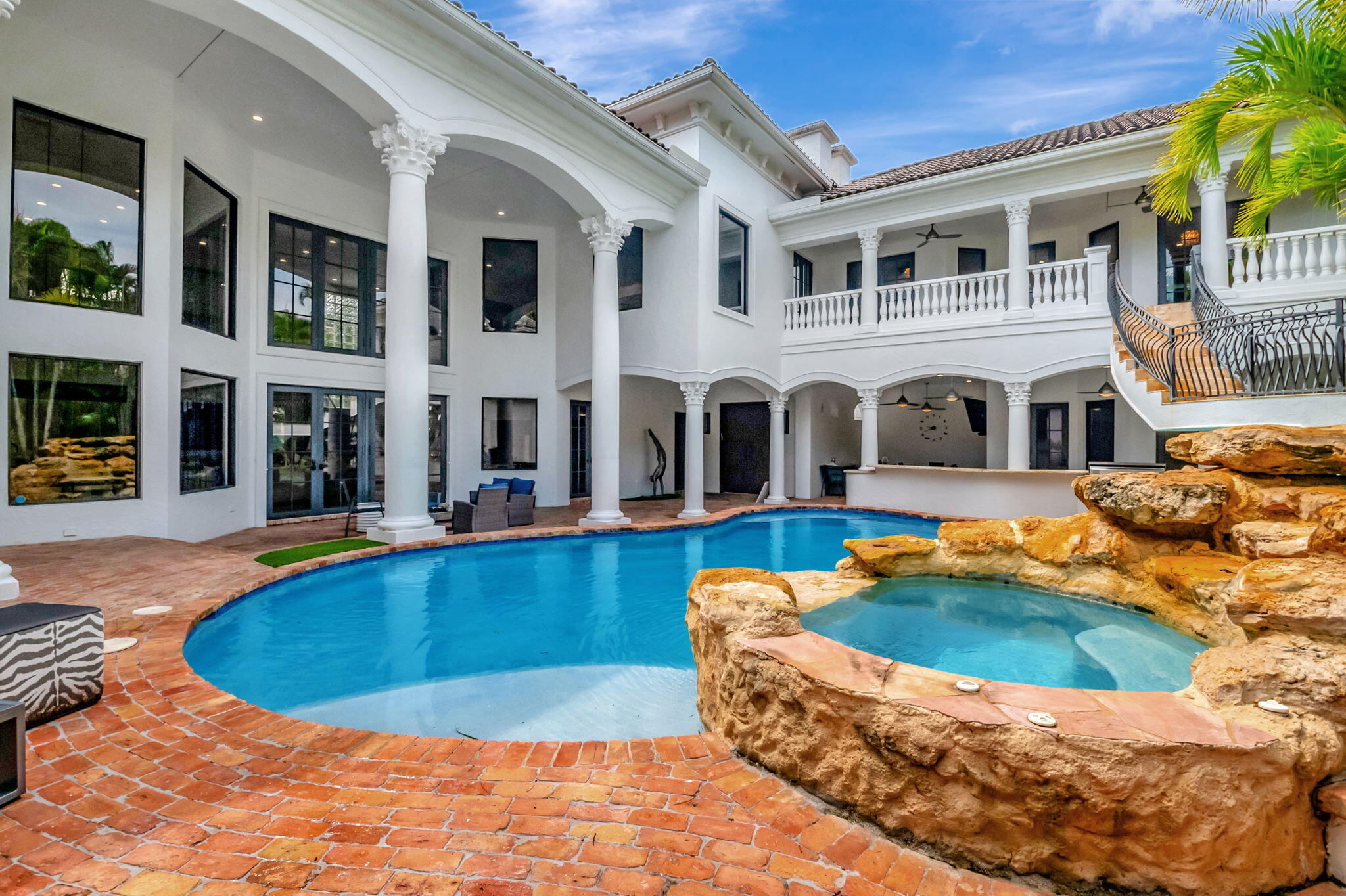 COVENTRY AT WOODFIELD COUNTRY CLUB - Residential