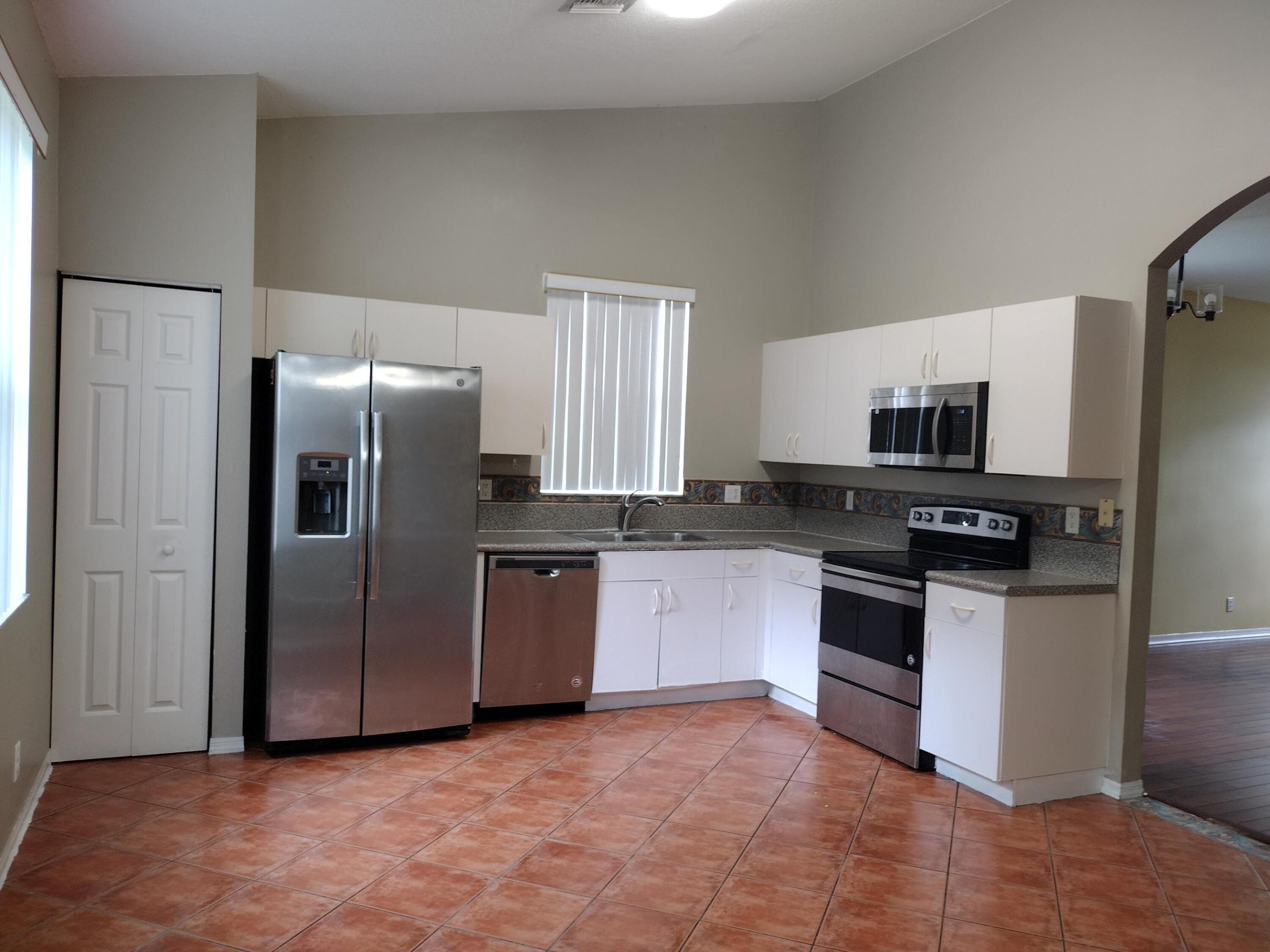 WELLINGTON TR 42B - Residential