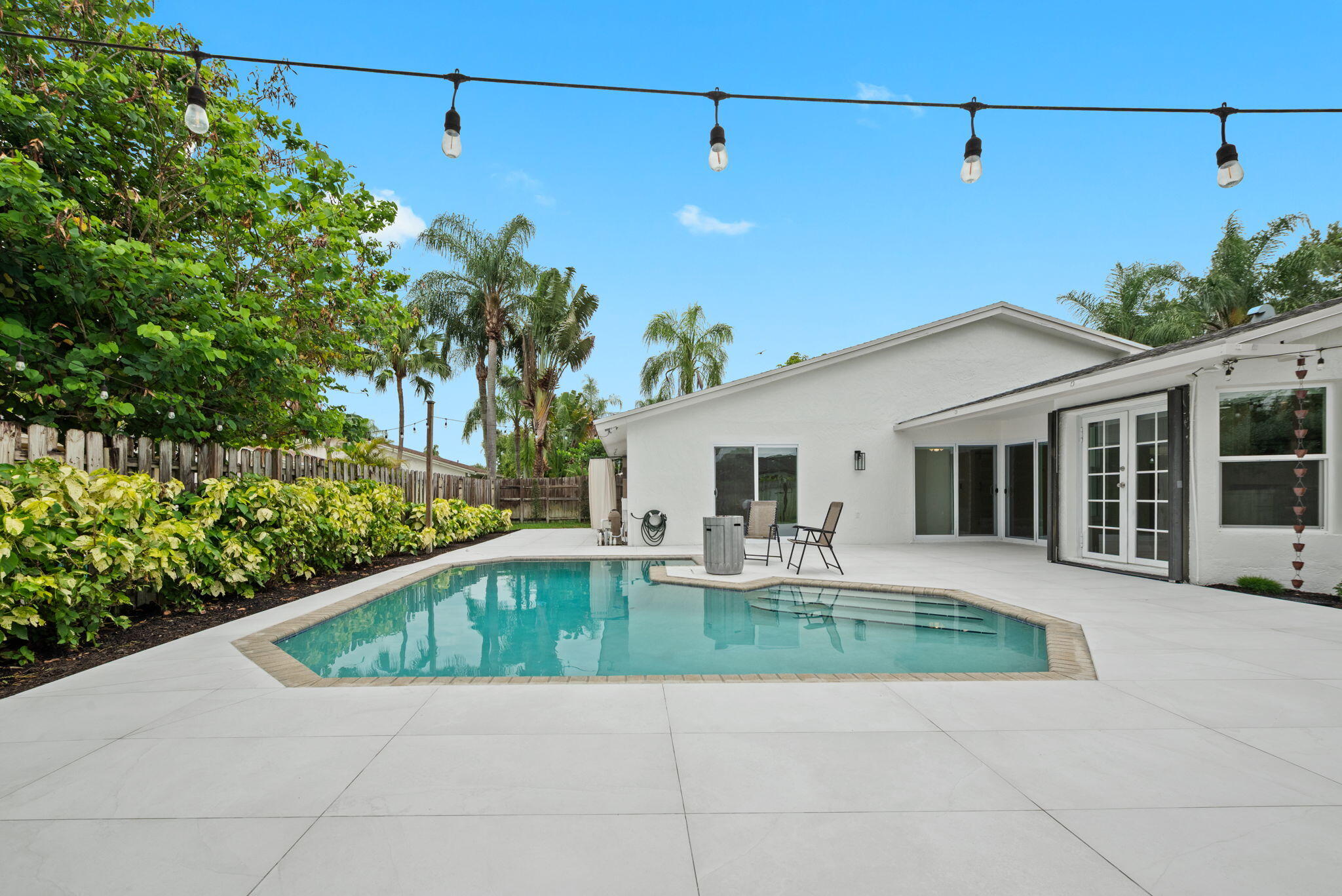 BONAVENTURE LAKES ADD 2 - Residential Lease