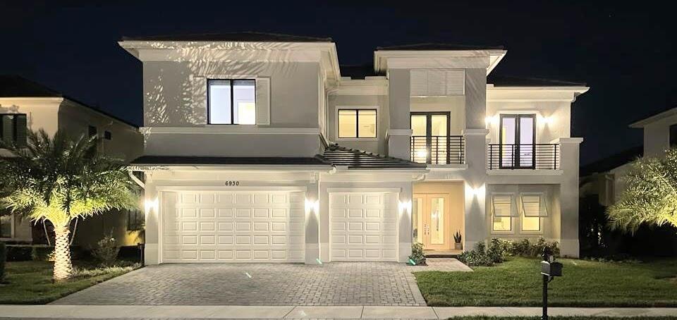ROYAL PALM POLO PLAT - Residential Lease