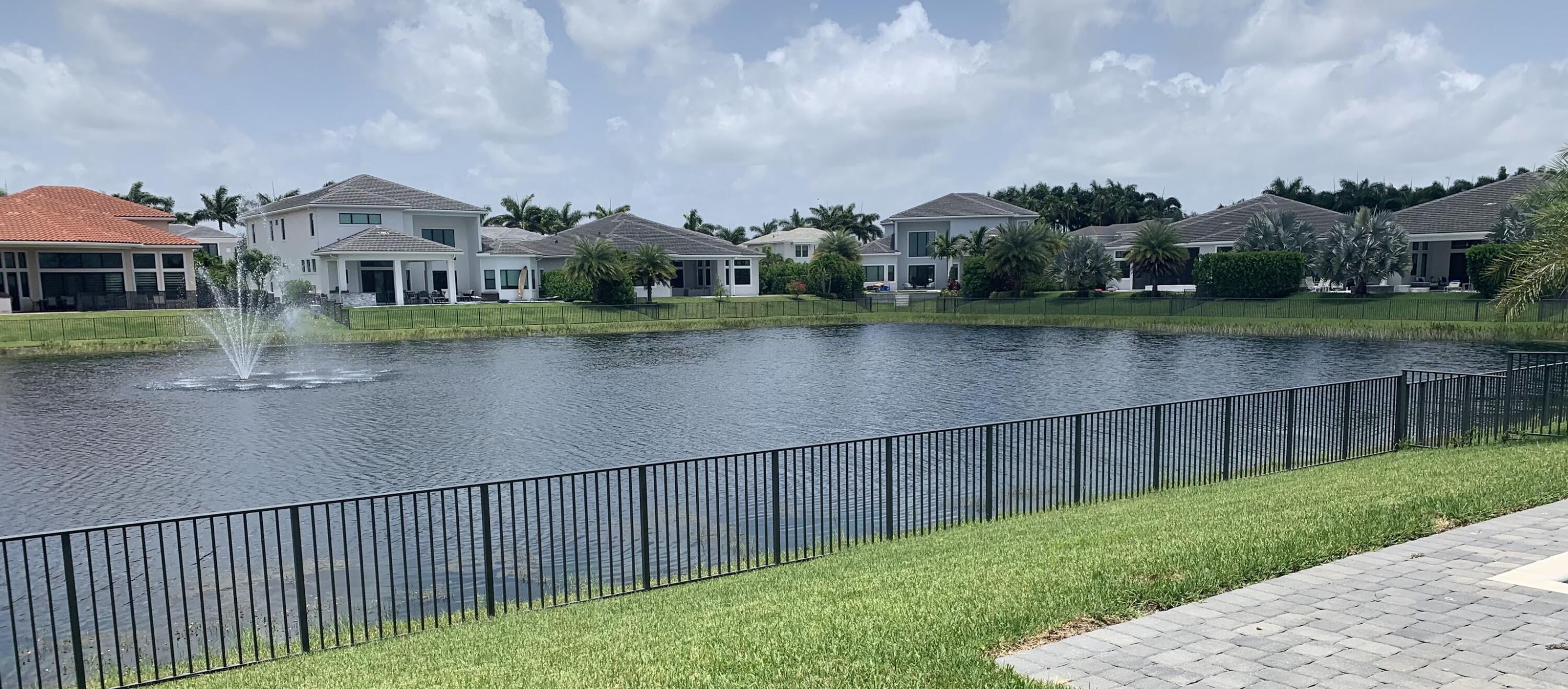 ROYAL PALM POLO PLAT - Residential Lease