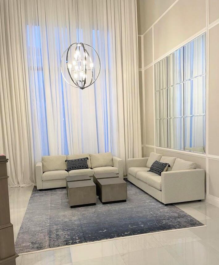 ROYAL PALM POLO PLAT - Residential Lease