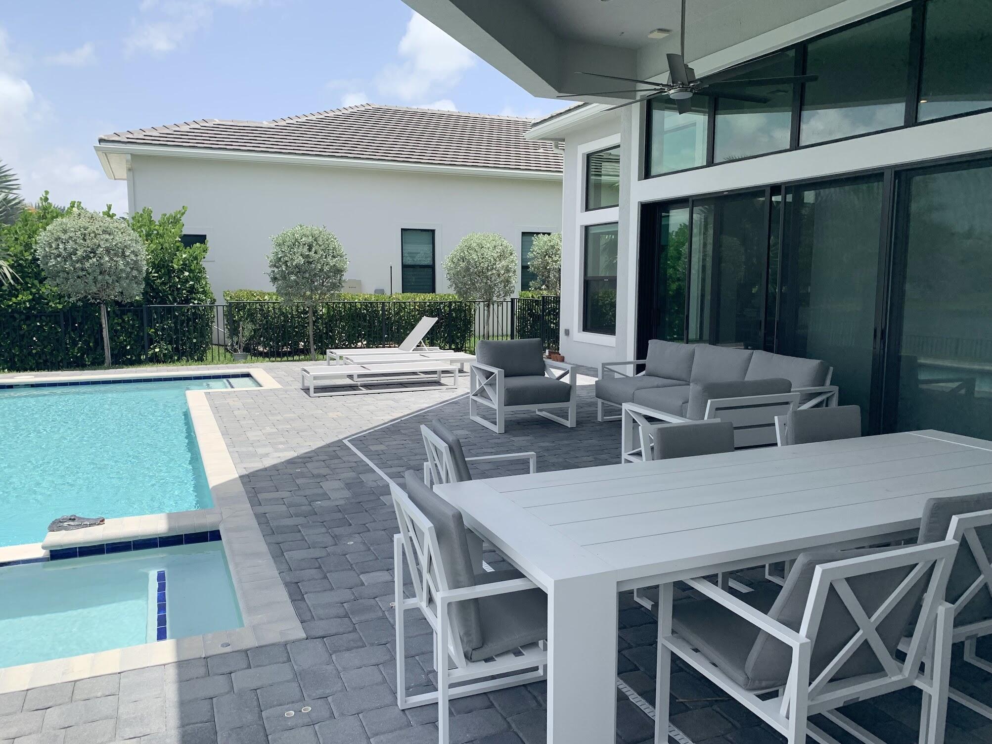 ROYAL PALM POLO PLAT - Residential Lease