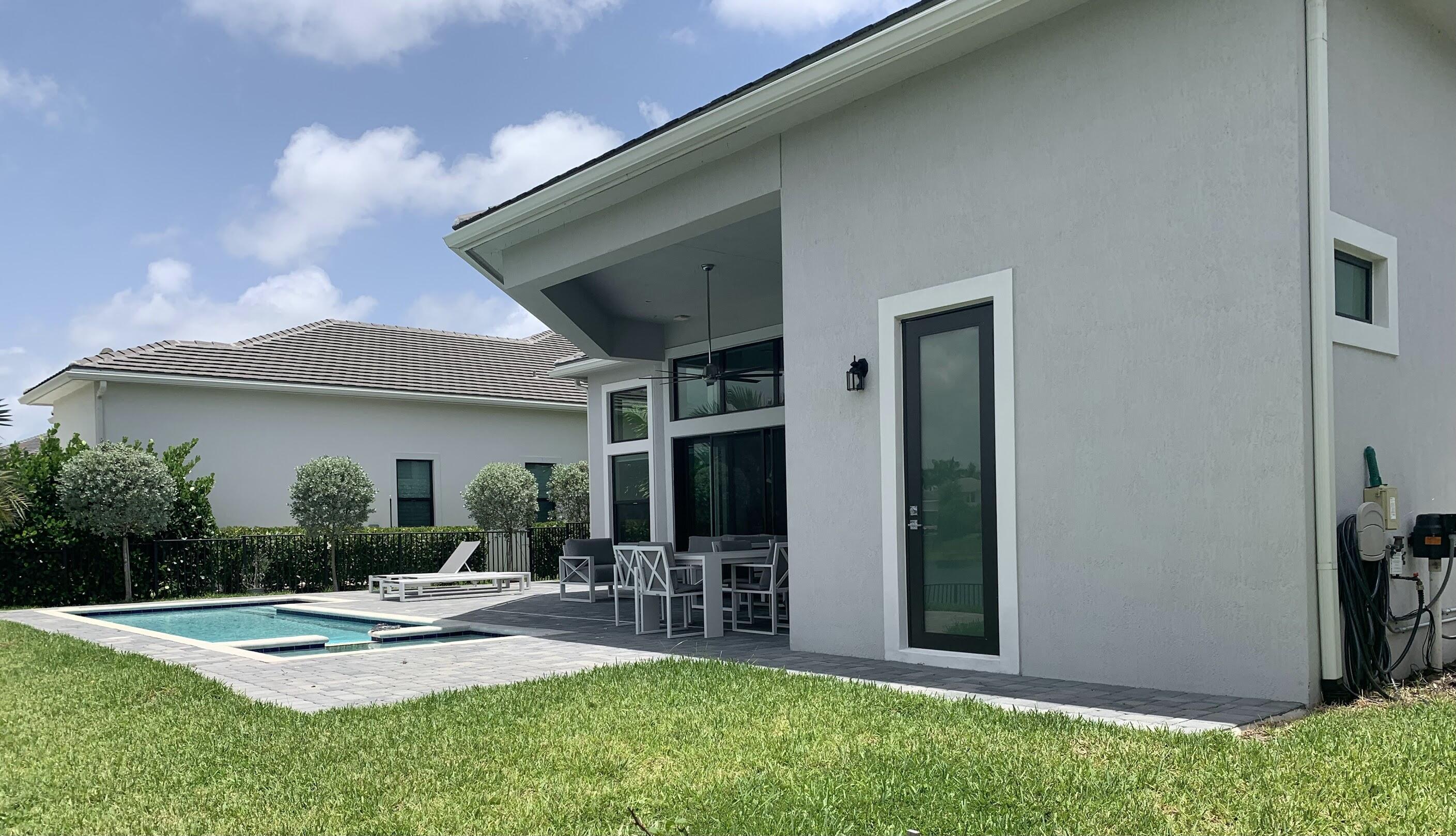 ROYAL PALM POLO PLAT - Residential Lease