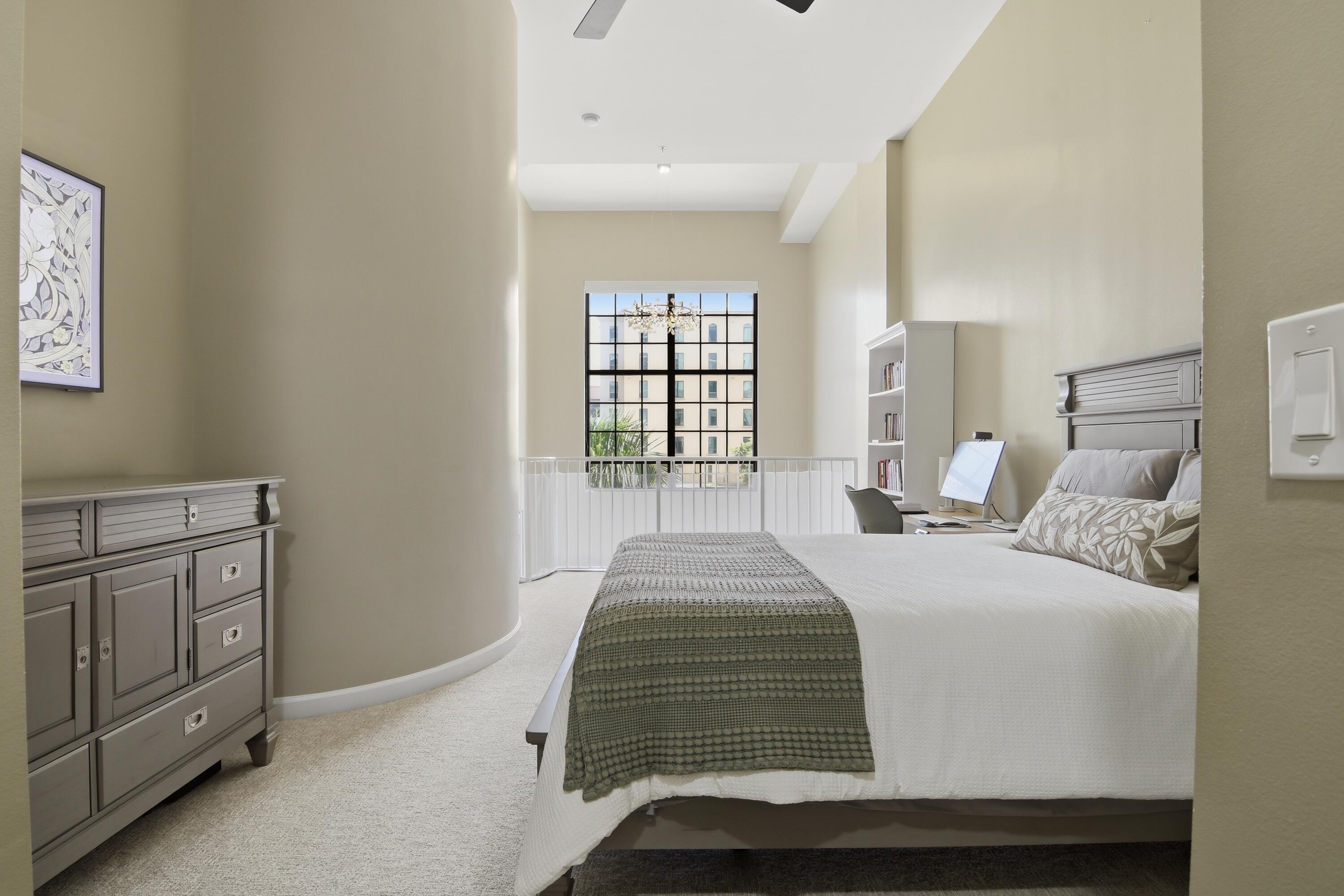 ONE CITY PLAZA CONDO - Residential